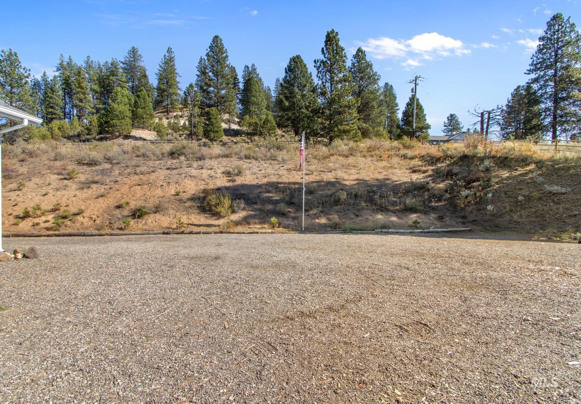 111 Swan Lane, Boise, Idaho 83716, 5 Bedrooms, 4 Bathrooms, Residential For Sale, Price $1,050,000,MLS 98965541