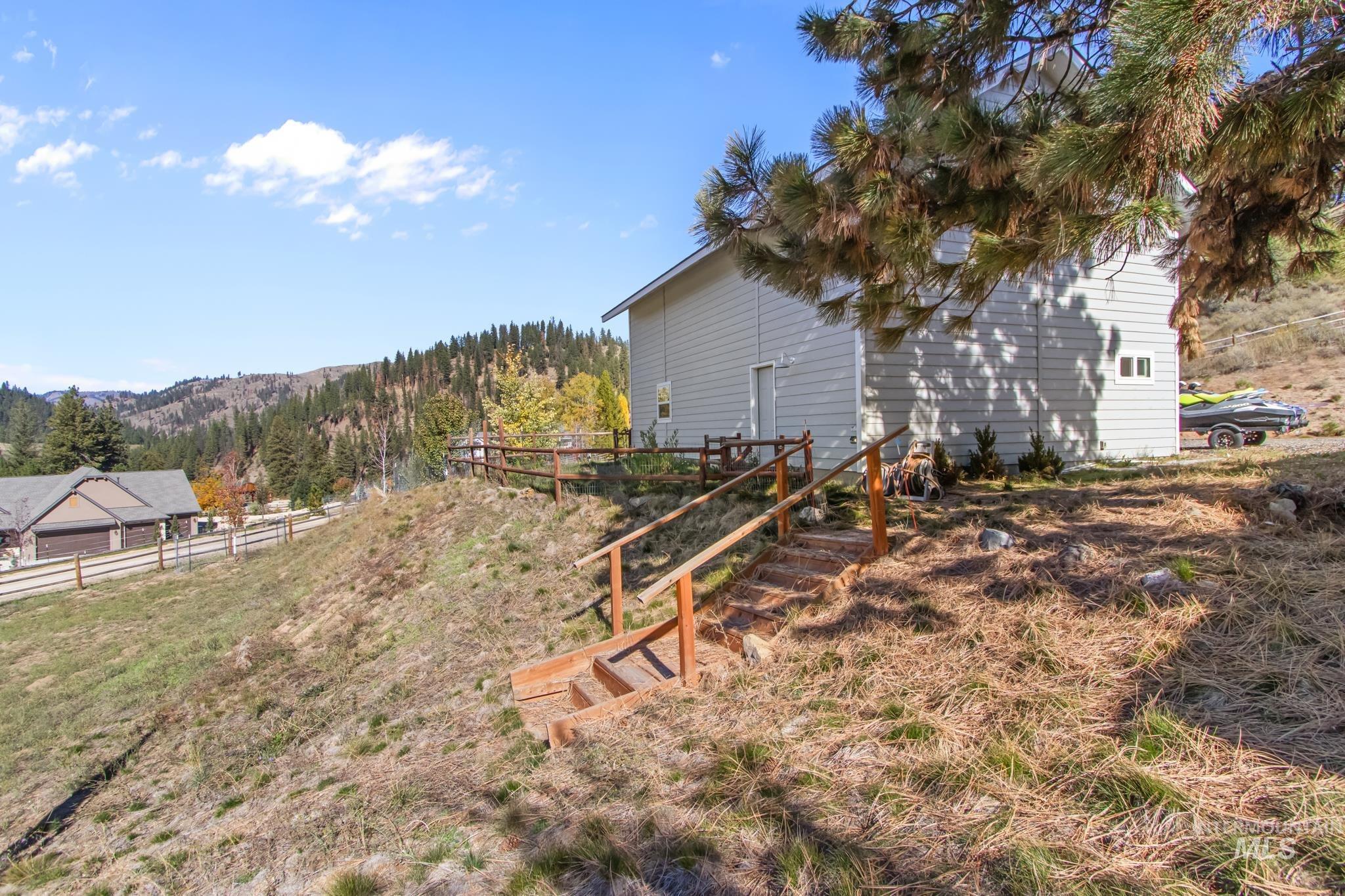 111 Swan Lane, Boise, Idaho 83716, 5 Bedrooms, 4 Bathrooms, Residential For Sale, Price $1,050,000,MLS 98965541