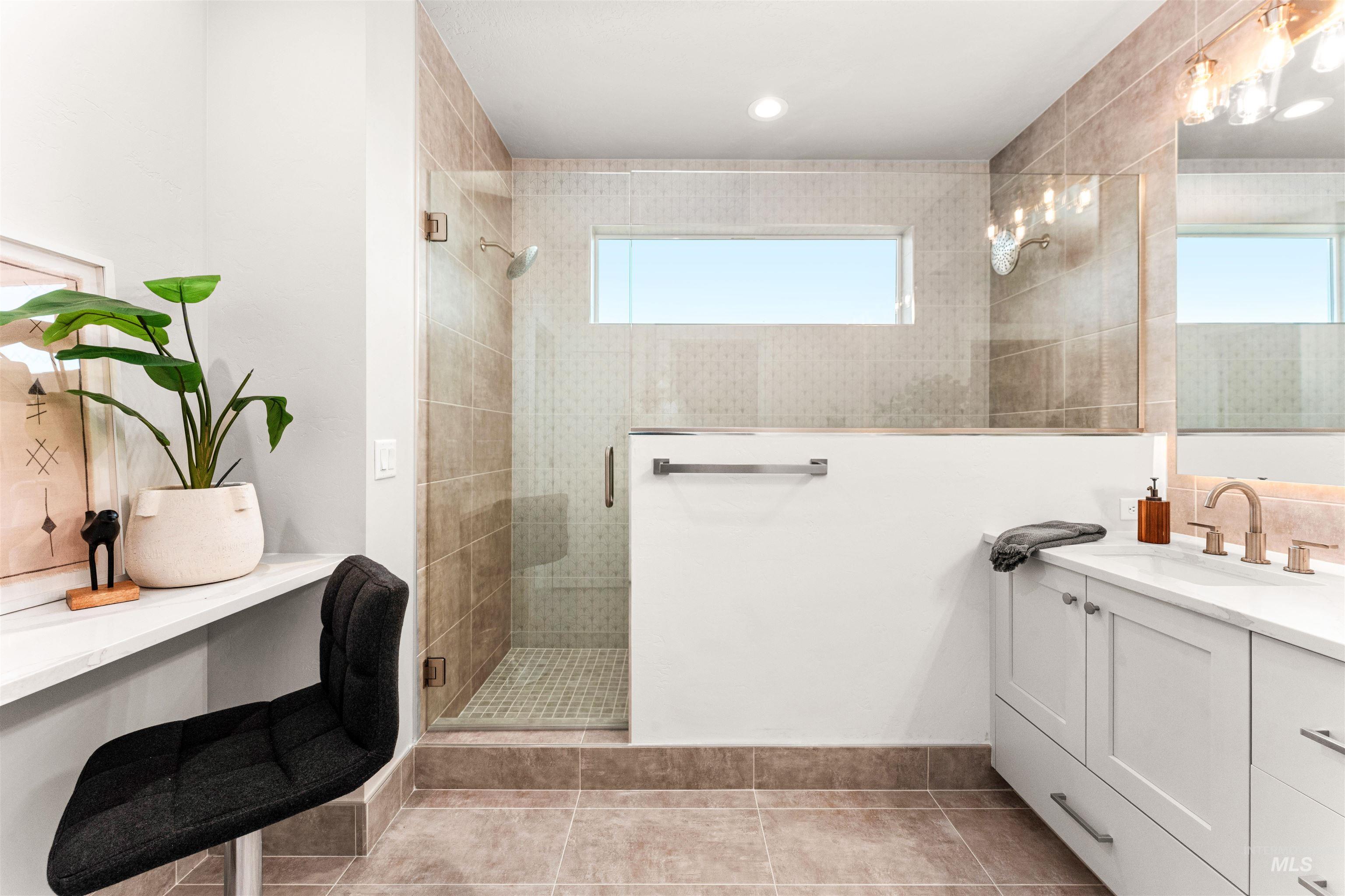 8152 N Breezy Ave, Boise, Idaho 83714, 3 Bedrooms, 2.5 Bathrooms, Residential For Sale, Price $599,900,MLS 98965554