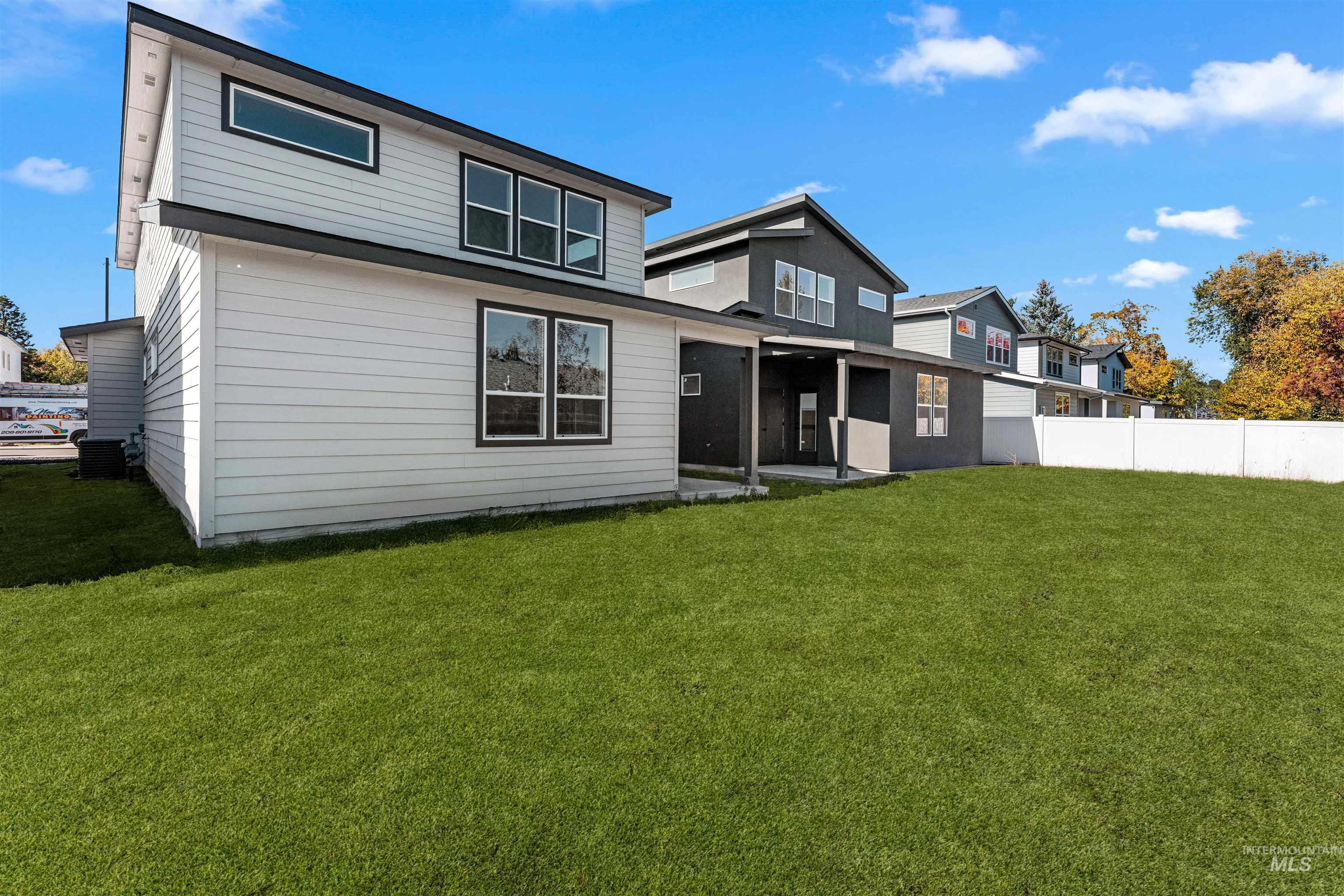 8152 N Breezy Ave, Boise, Idaho 83714, 3 Bedrooms, 2.5 Bathrooms, Residential For Sale, Price $569,900,MLS 98965554