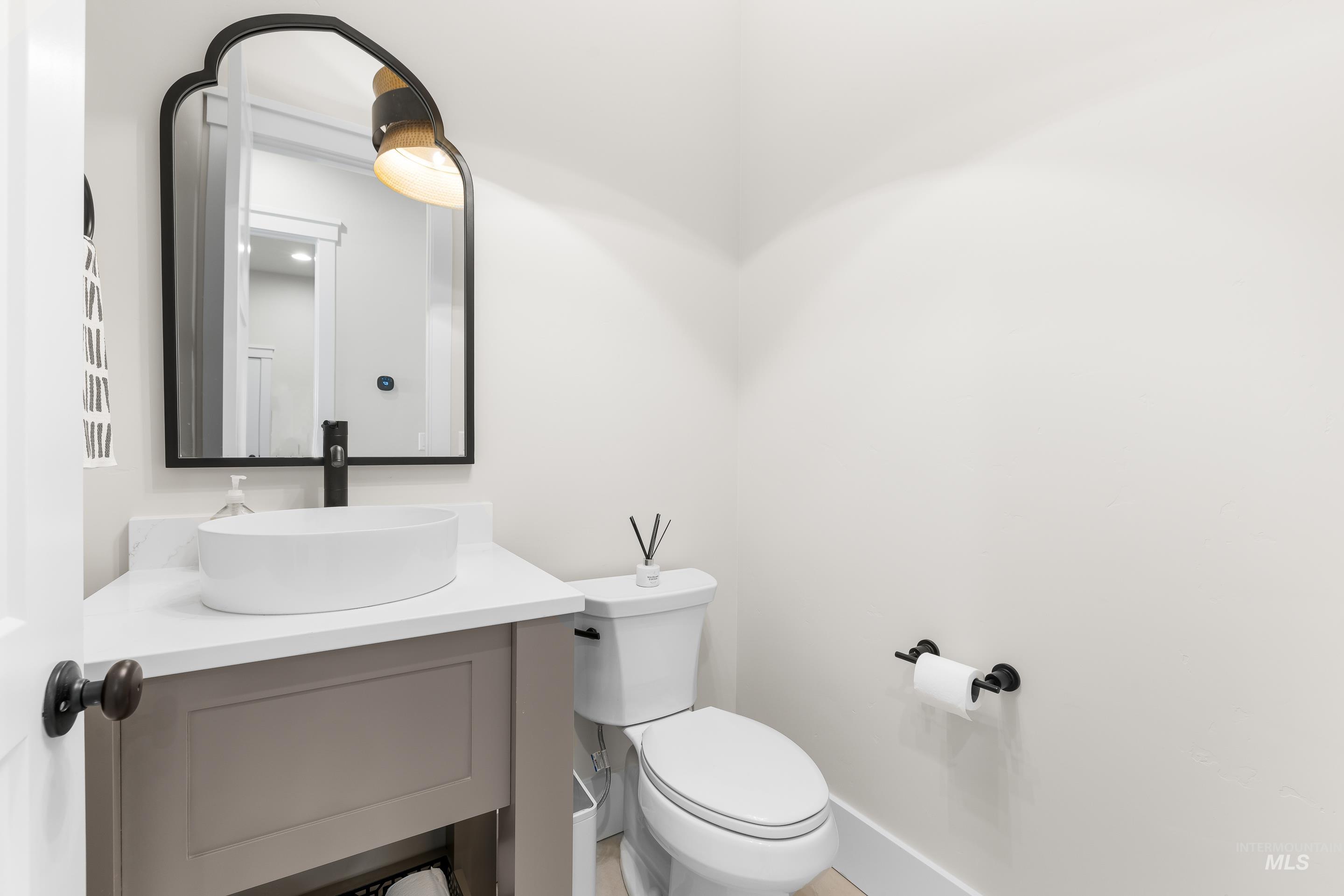 4217 N Bryant Way, Meridian, Idaho 83646-1813, 4 Bedrooms, 3.5 Bathrooms, Residential For Sale, Price $879,777,MLS 98965563