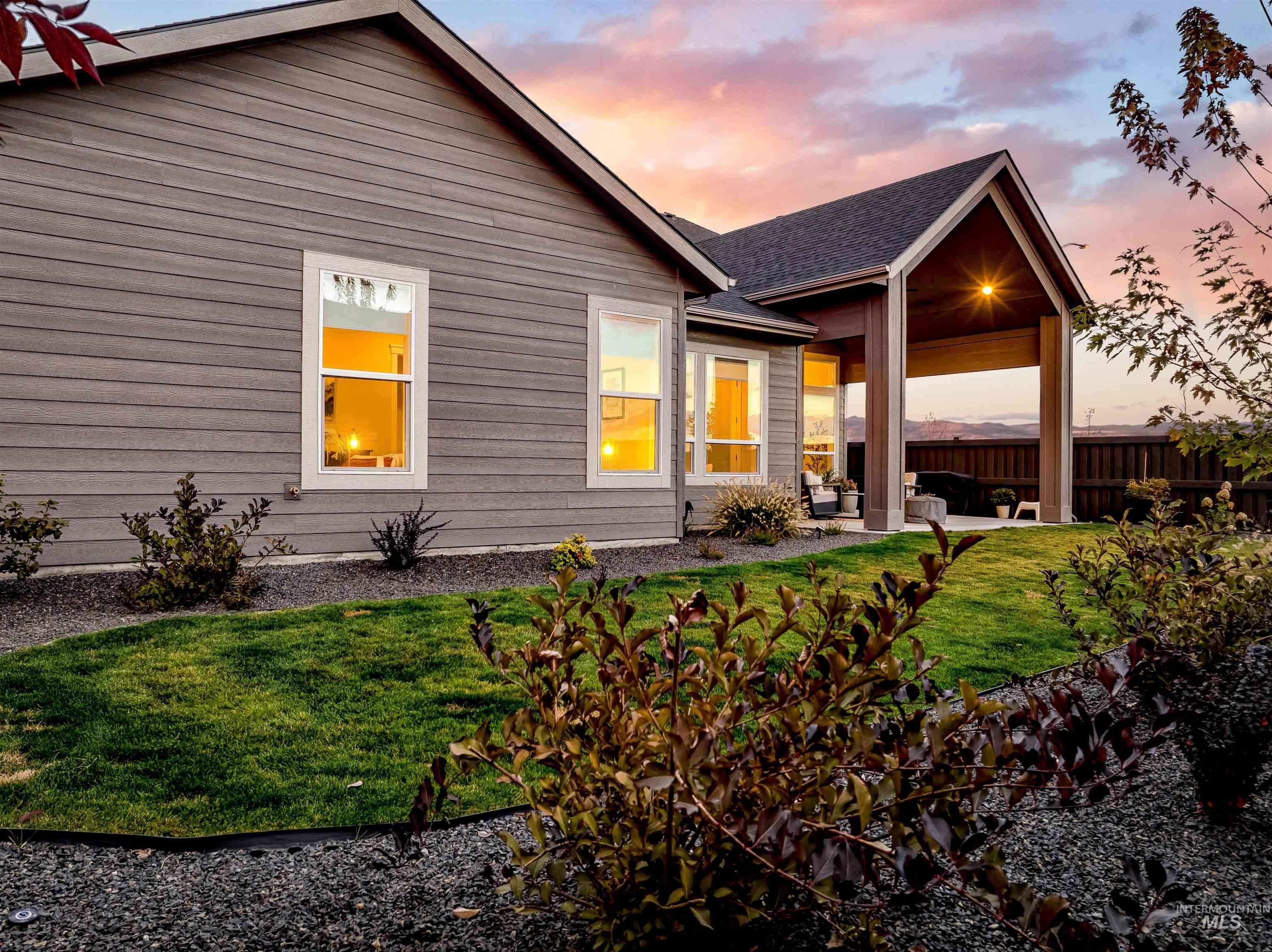 4217 N Bryant Way, Meridian, Idaho 83646-1813, 4 Bedrooms, 3.5 Bathrooms, Residential For Sale, Price $879,777,MLS 98965563