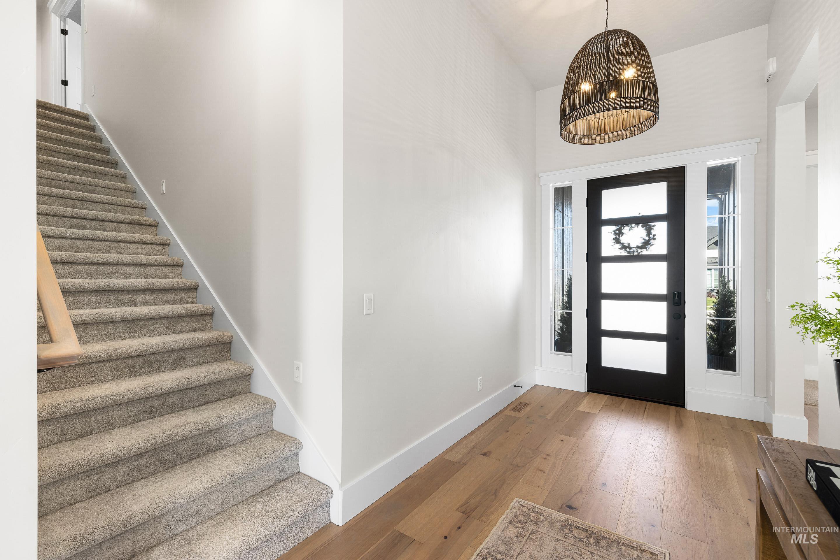 4217 N Bryant Way, Meridian, Idaho 83646-1813, 4 Bedrooms, 3.5 Bathrooms, Residential For Sale, Price $879,777,MLS 98965563