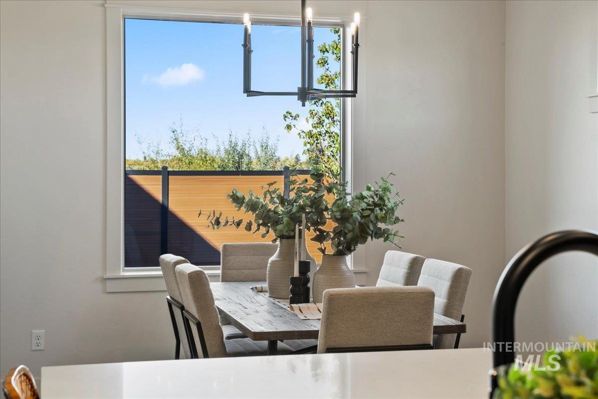 8196 W Gallup St, Meridian, Idaho 83646, 3 Bedrooms, 2 Bathrooms, Residential For Sale, Price $574,900,MLS 98965569