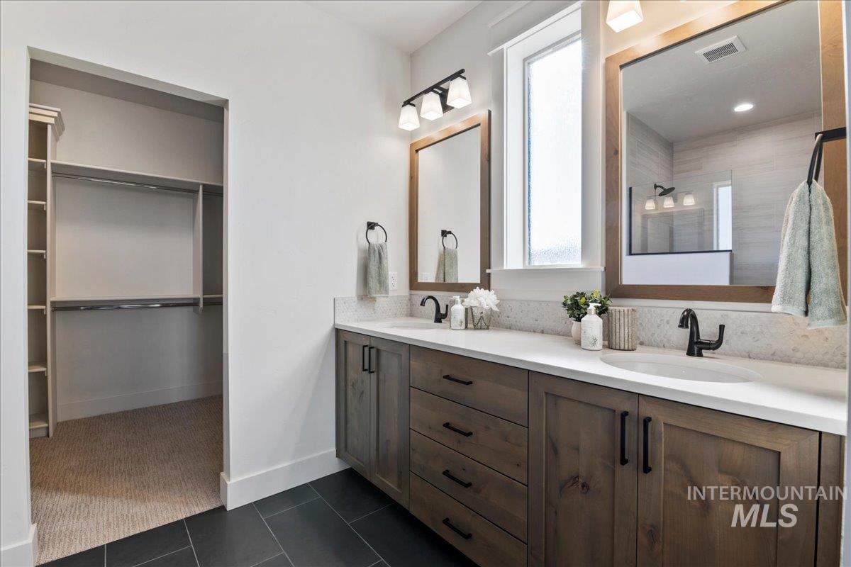 8196 W Gallup St, Meridian, Idaho 83646, 3 Bedrooms, 2 Bathrooms, Residential For Sale, Price $574,900,MLS 98965569