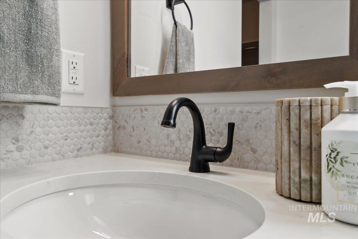 8196 W Gallup St, Meridian, Idaho 83646, 3 Bedrooms, 2 Bathrooms, Residential For Sale, Price $574,900,MLS 98965569