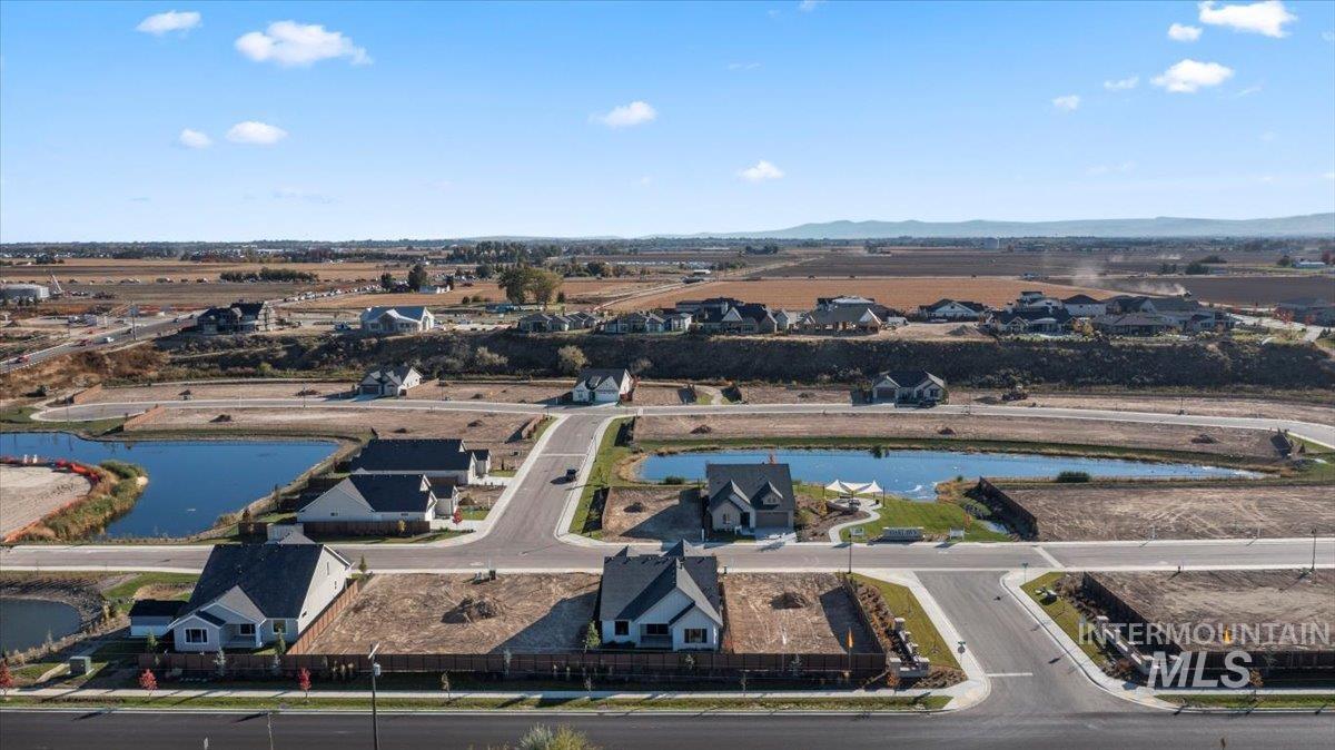 8196 W Gallup St, Meridian, Idaho 83646, 3 Bedrooms, 2 Bathrooms, Residential For Sale, Price $574,900,MLS 98965569