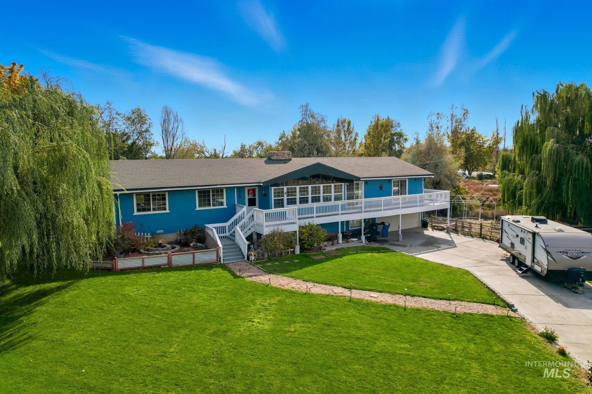 1515 Primrose, Nampa, Idaho 83686, 4 Bedrooms, 3 Bathrooms, Residential For Sale, Price $580,000,MLS 98965574