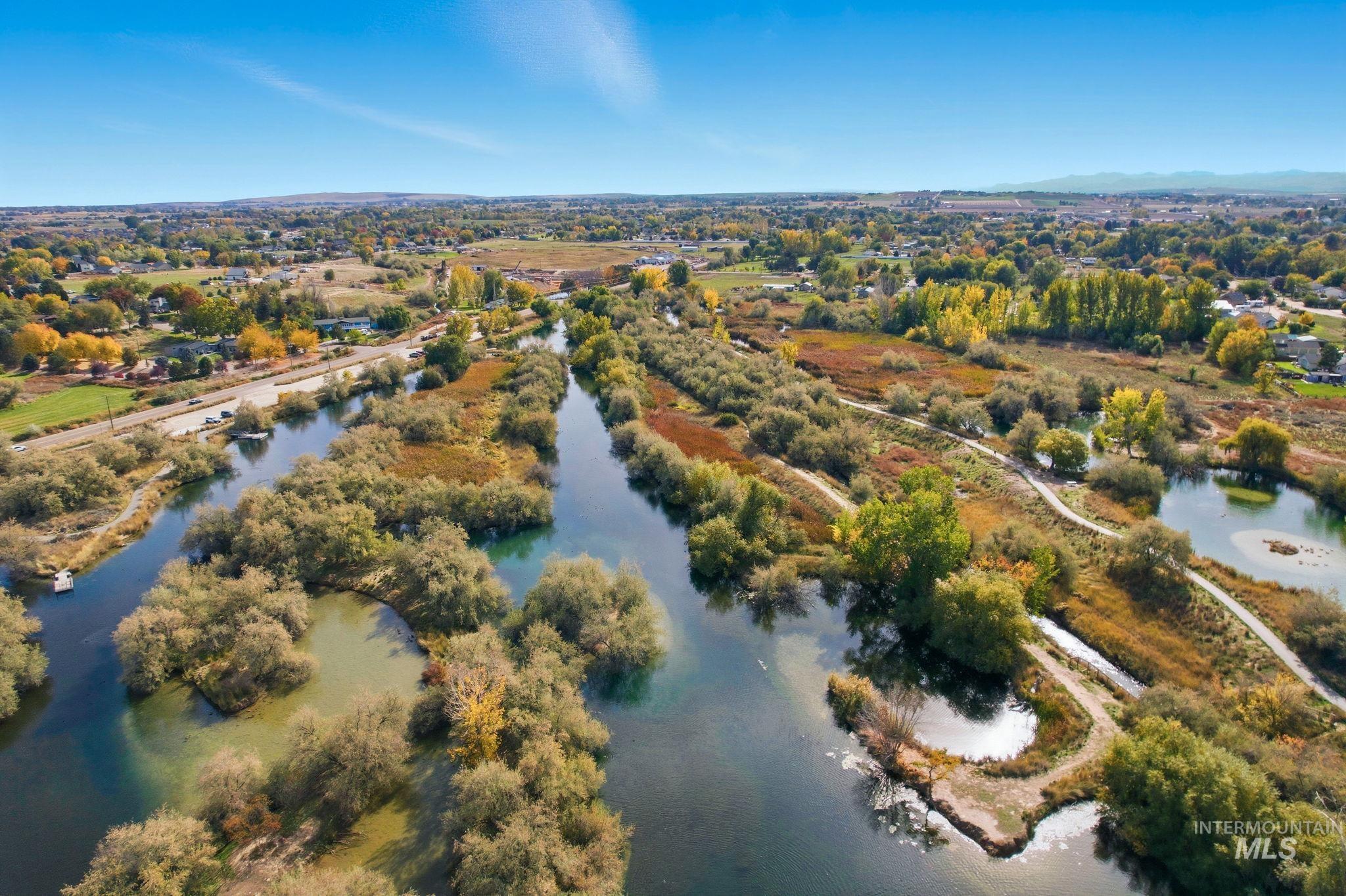 1515 Primrose, Nampa, Idaho 83686, 4 Bedrooms, 3 Bathrooms, Residential For Sale, Price $580,000,MLS 98965574