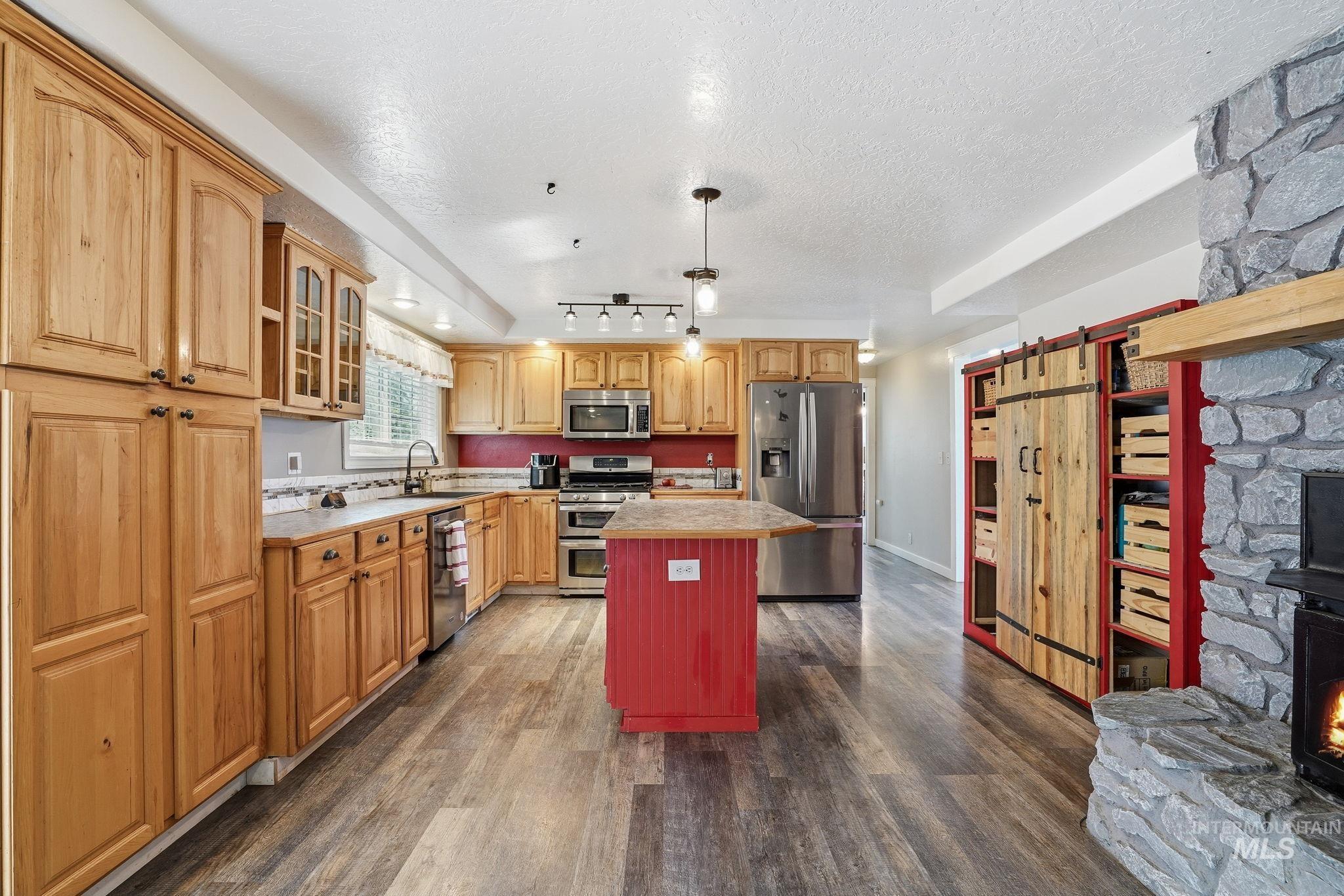 1515 Primrose, Nampa, Idaho 83686, 4 Bedrooms, 3 Bathrooms, Residential For Sale, Price $580,000,MLS 98965574