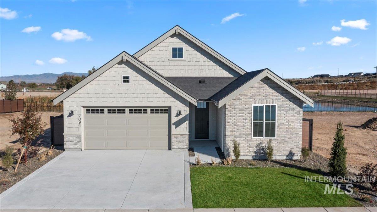 7094 N Canter Trail Ave, Meridian, Idaho 83646, 3 Bedrooms, 2 Bathrooms, Residential For Sale, Price $579,900,MLS 98965578