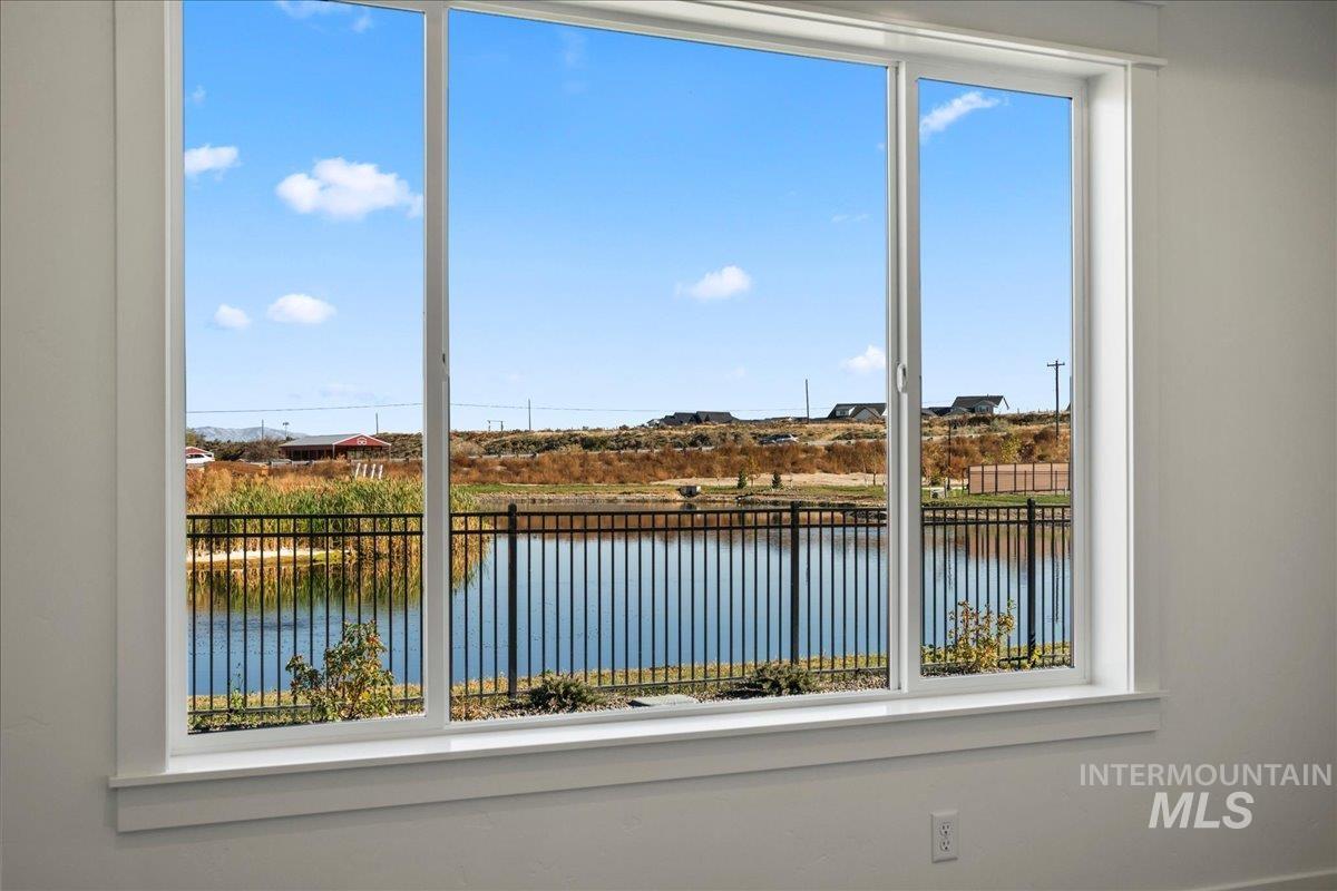 7094 N Canter Trail Ave, Meridian, Idaho 83646, 3 Bedrooms, 2 Bathrooms, Residential For Sale, Price $579,900,MLS 98965578