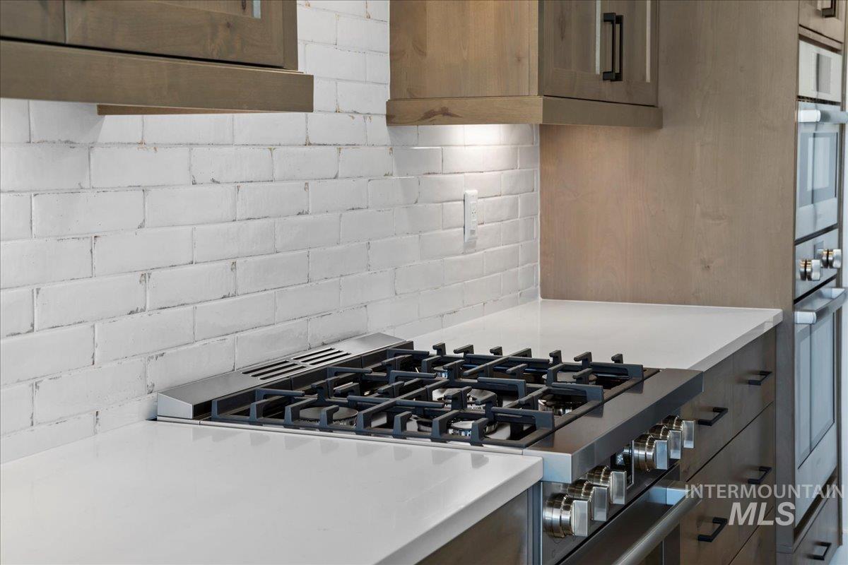 7094 N Canter Trail Ave, Meridian, Idaho 83646, 3 Bedrooms, 2 Bathrooms, Residential For Sale, Price $579,900,MLS 98965578