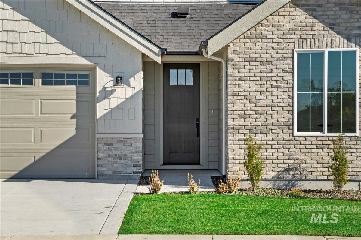 7094 N Canter Trail Ave, Meridian, Idaho 83646, 3 Bedrooms, 2 Bathrooms, Residential For Sale, Price $579,900,MLS 98965578