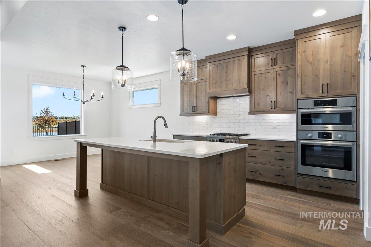 7094 N Canter Trail Ave, Meridian, Idaho 83646, 3 Bedrooms, 2 Bathrooms, Residential For Sale, Price $579,900,MLS 98965578