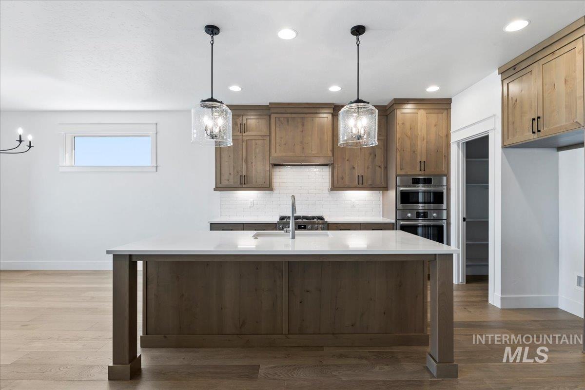 7094 N Canter Trail Ave, Meridian, Idaho 83646, 3 Bedrooms, 2 Bathrooms, Residential For Sale, Price $579,900,MLS 98965578