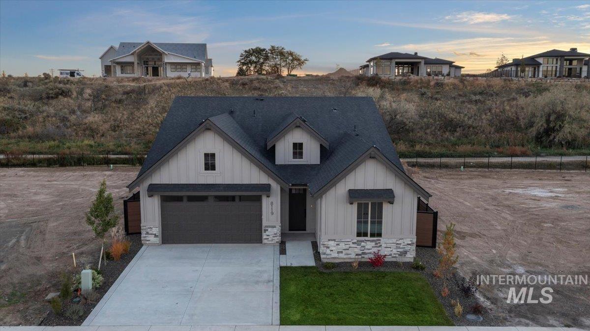 8119 W Show Horse Ct, Meridian, Idaho 83646, 3 Bedrooms, 2 Bathrooms, Residential For Sale, Price $584,900,MLS 98965582