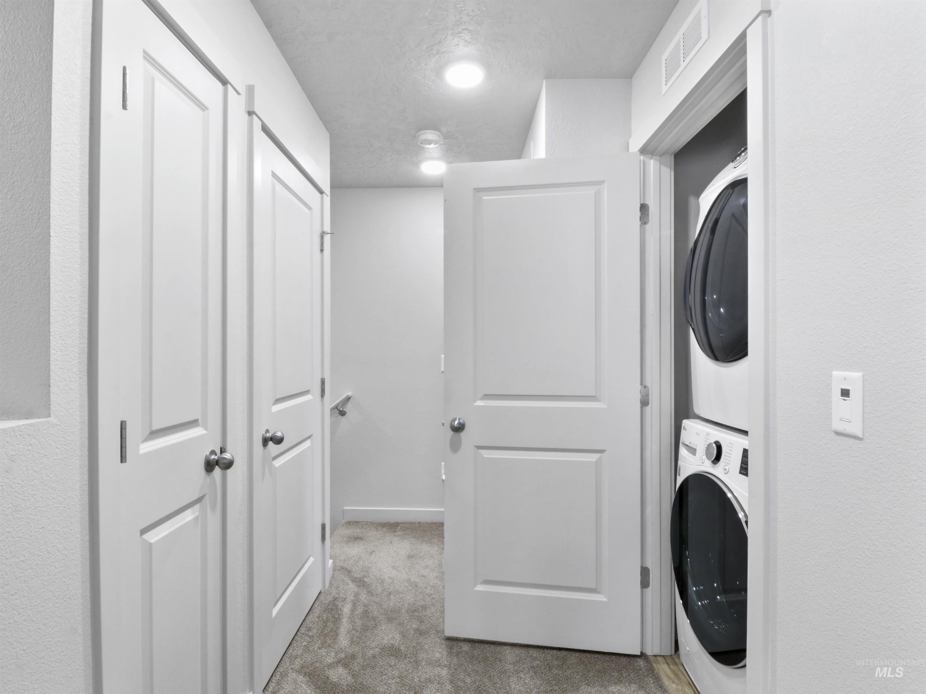 2314 E Spice Loop, Nampa, Idaho 83687, 3 Bedrooms, 3 Bathrooms, Residential For Sale, Price $319,900,MLS 98965595