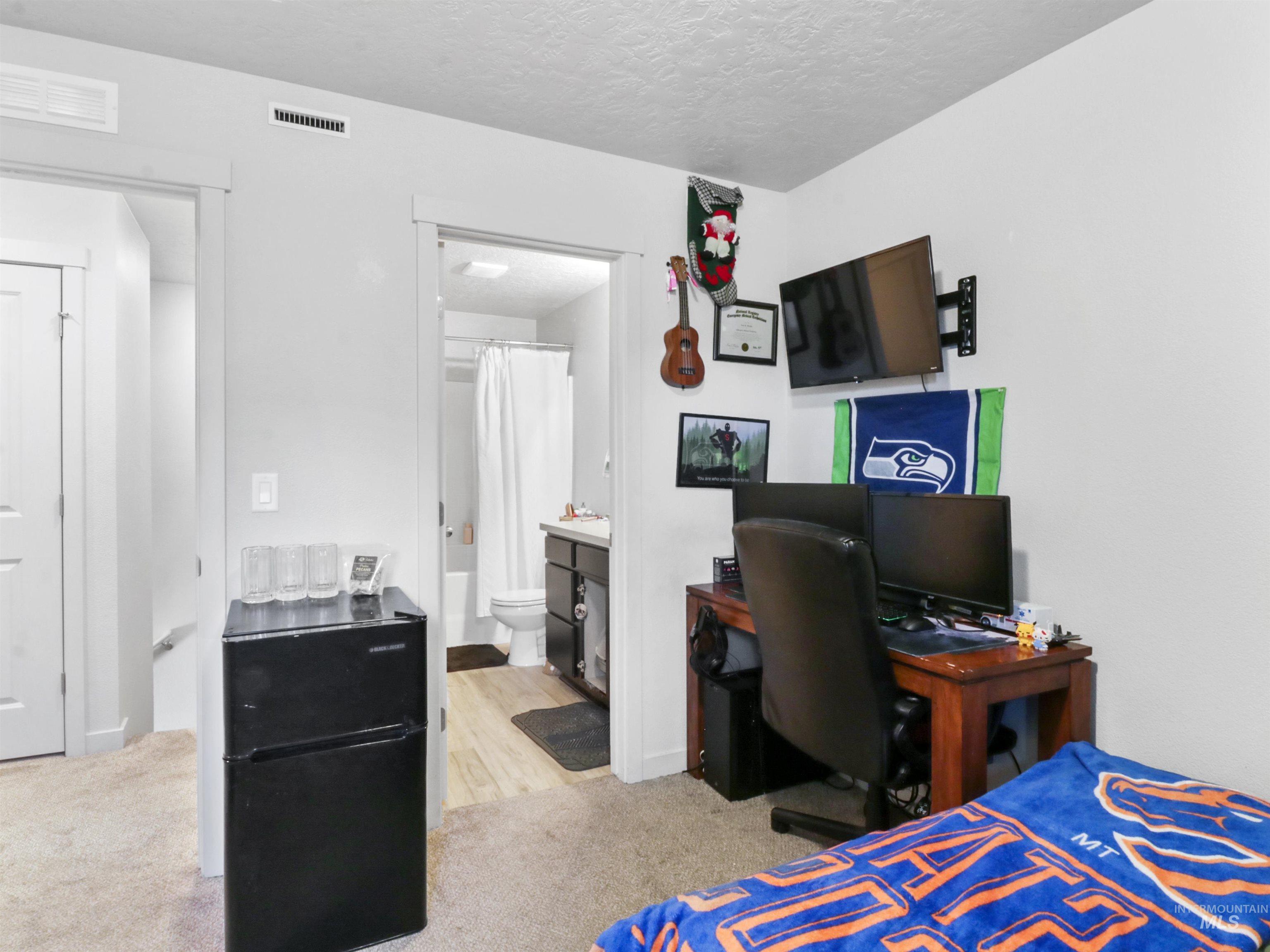 2314 E Spice Loop, Nampa, Idaho 83687, 3 Bedrooms, 3 Bathrooms, Residential For Sale, Price $319,900,MLS 98965595