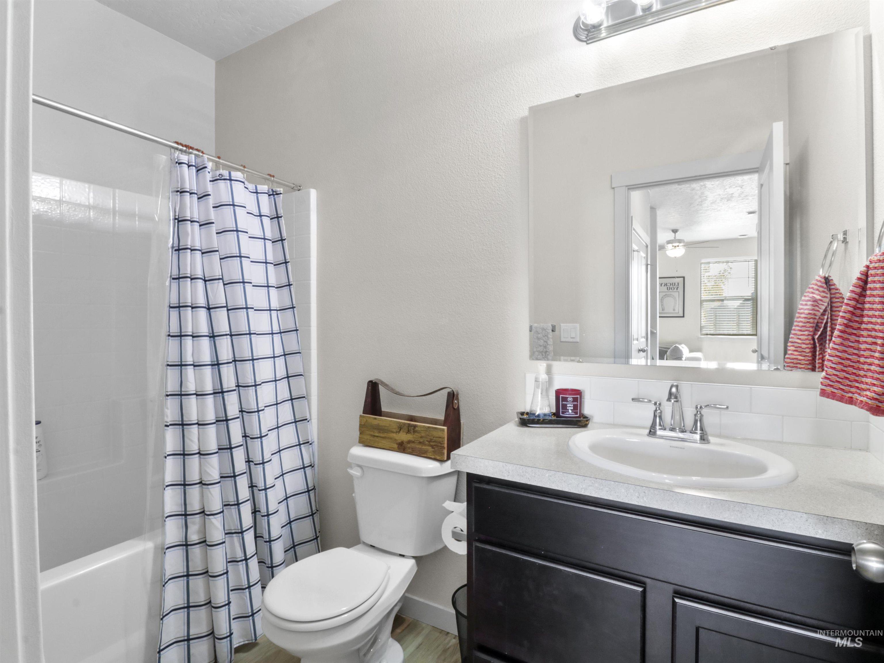 2314 E Spice Loop, Nampa, Idaho 83687, 3 Bedrooms, 3 Bathrooms, Residential For Sale, Price $319,900,MLS 98965595