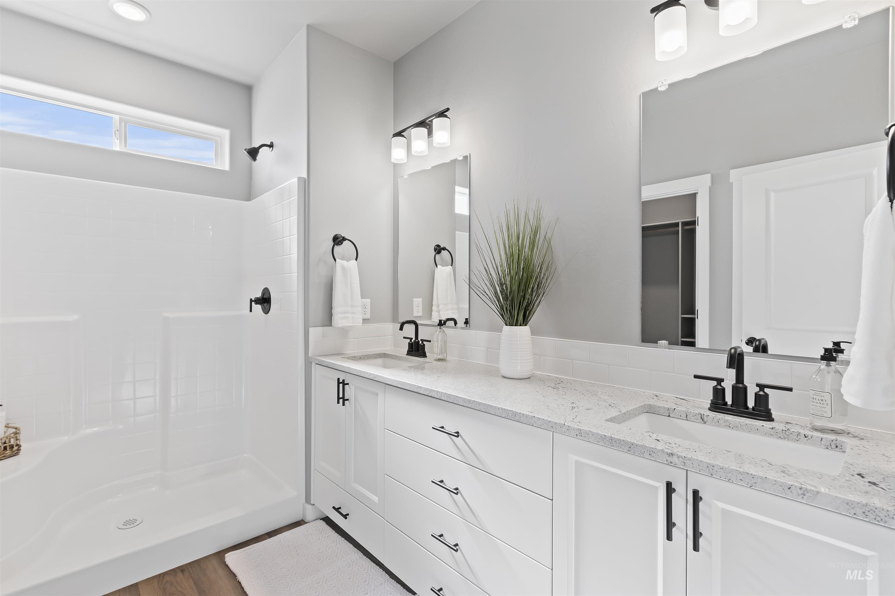 729 Waveland Avenue, Filer, Idaho 83328, 4 Bedrooms, 2 Bathrooms, Residential For Sale, Price $409,900,MLS 98965597