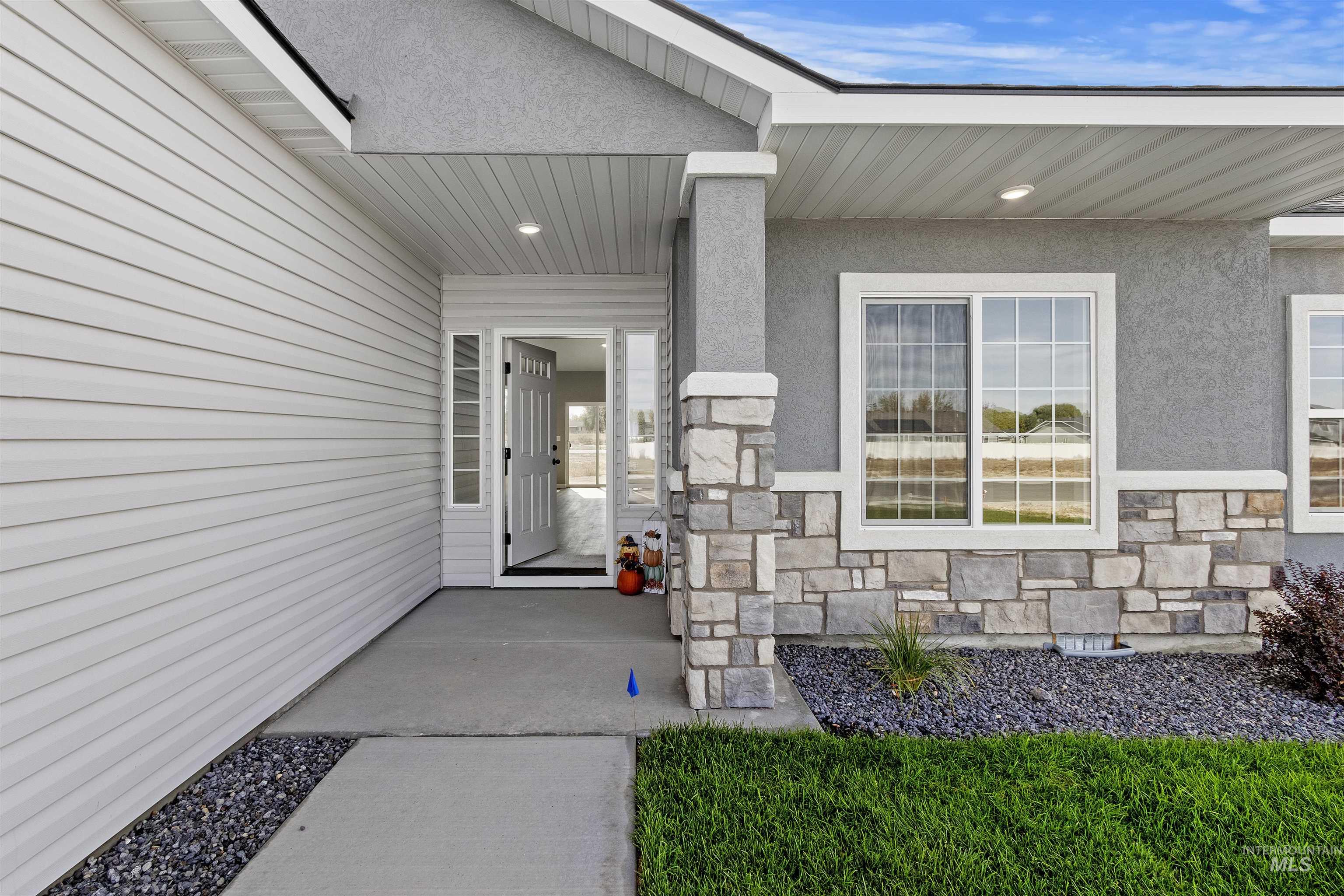 729 Waveland Avenue, Filer, Idaho 83328, 4 Bedrooms, 2 Bathrooms, Residential For Sale, Price $409,900,MLS 98965597