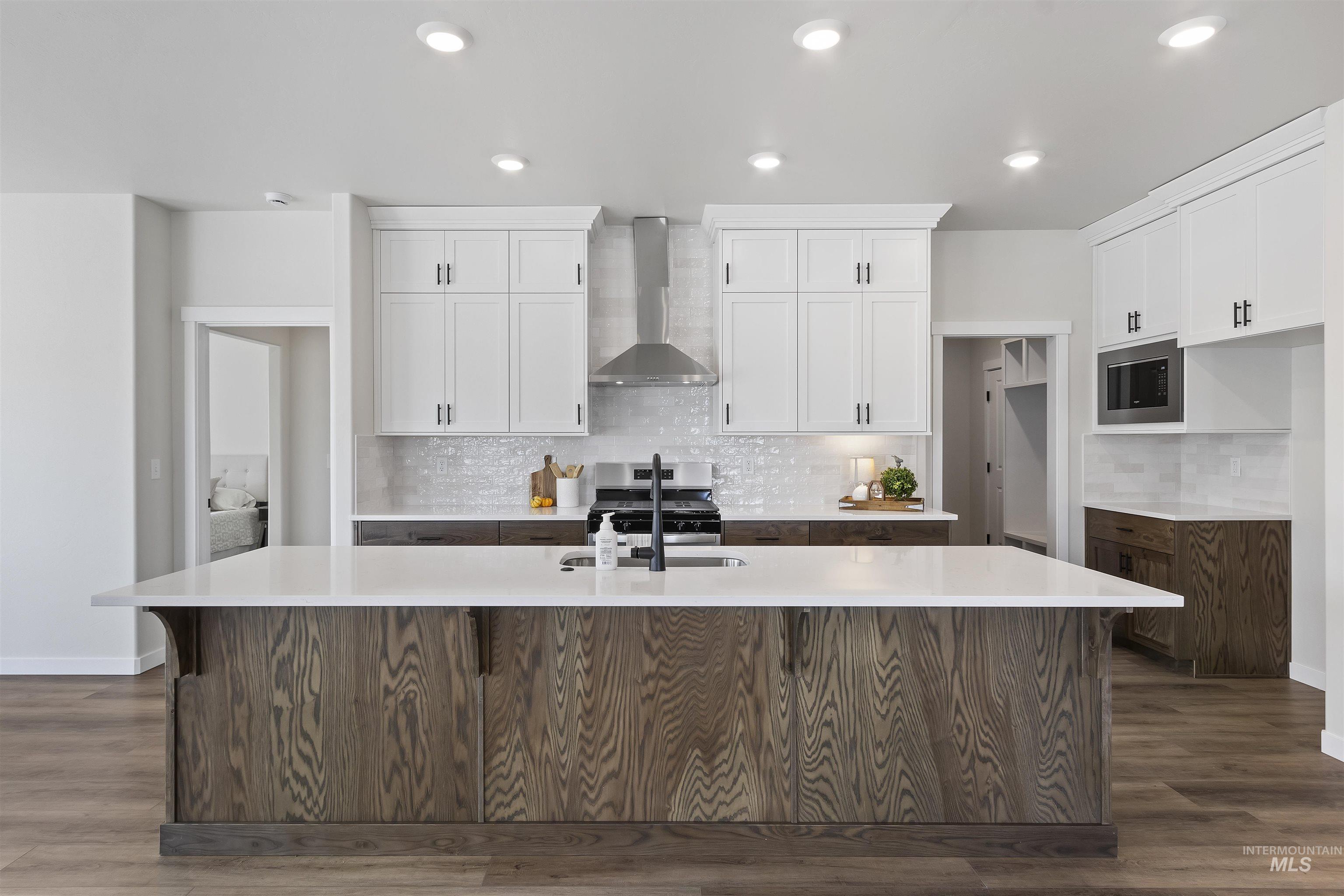 803 Waveland Avenue, Filer, Idaho 83328, 3 Bedrooms, 2 Bathrooms, Residential For Sale, Price $374,900,MLS 98965598