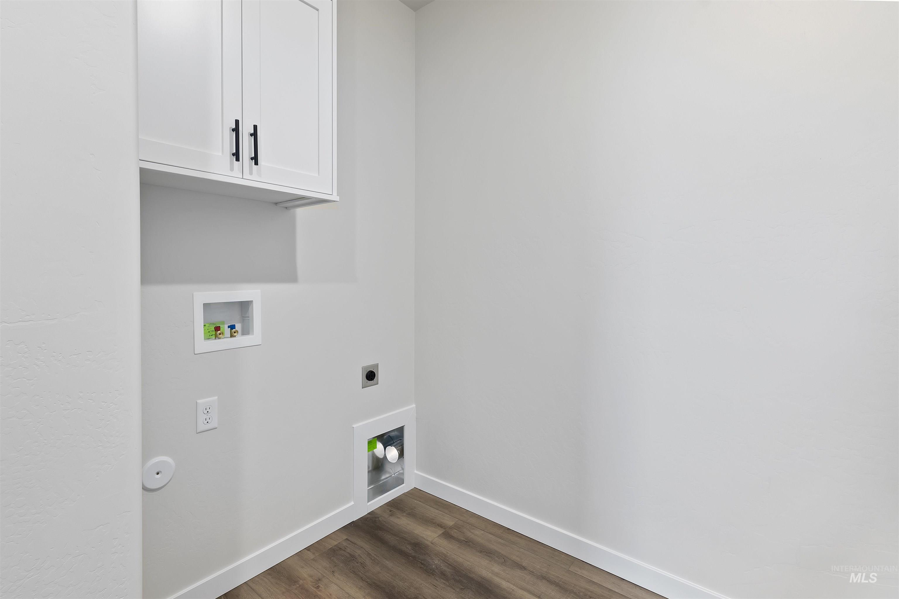 803 Waveland Avenue, Filer, Idaho 83328, 3 Bedrooms, 2 Bathrooms, Residential For Sale, Price $374,900,MLS 98965598