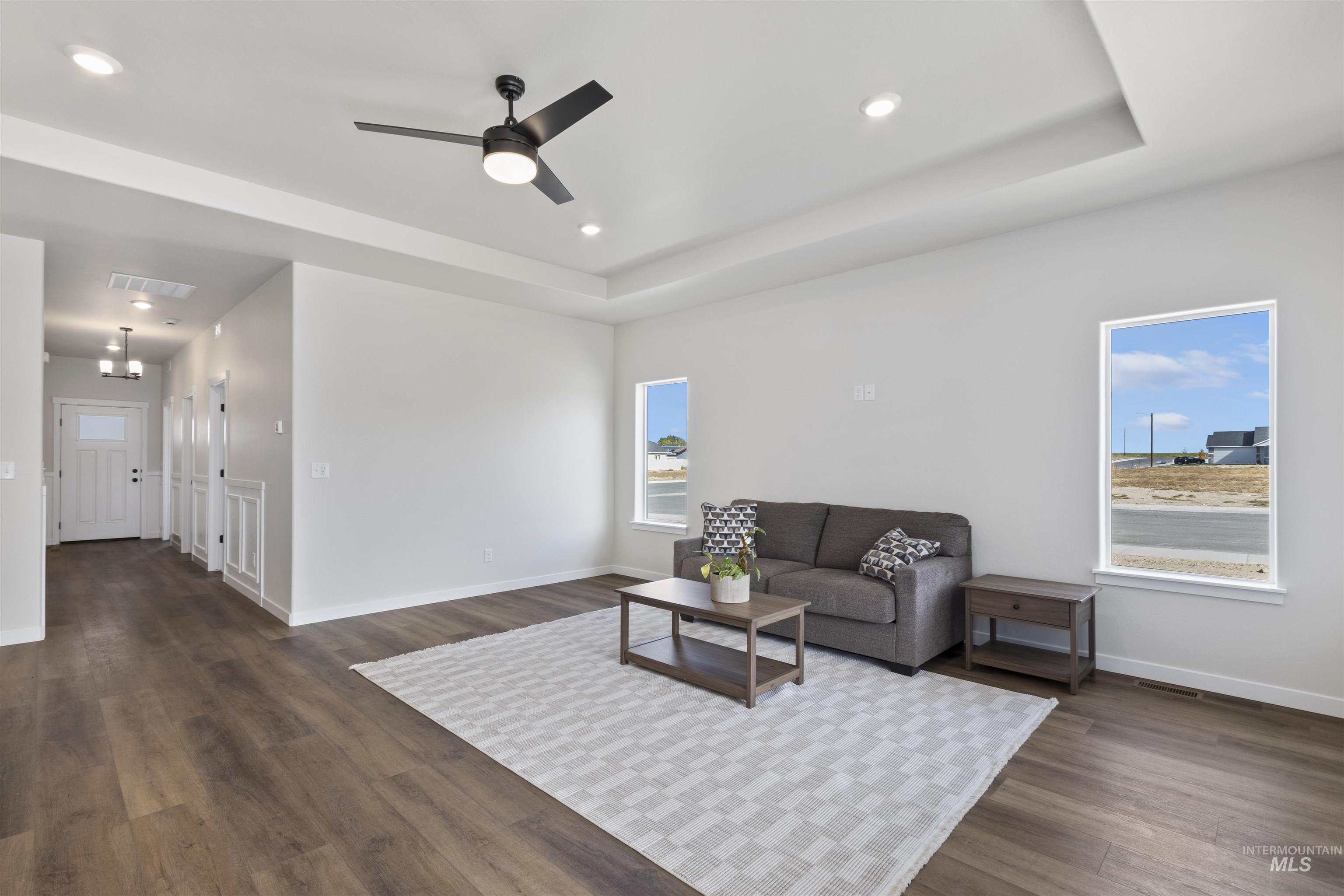 803 Waveland Avenue, Filer, Idaho 83328, 3 Bedrooms, 2 Bathrooms, Residential For Sale, Price $374,900,MLS 98965598