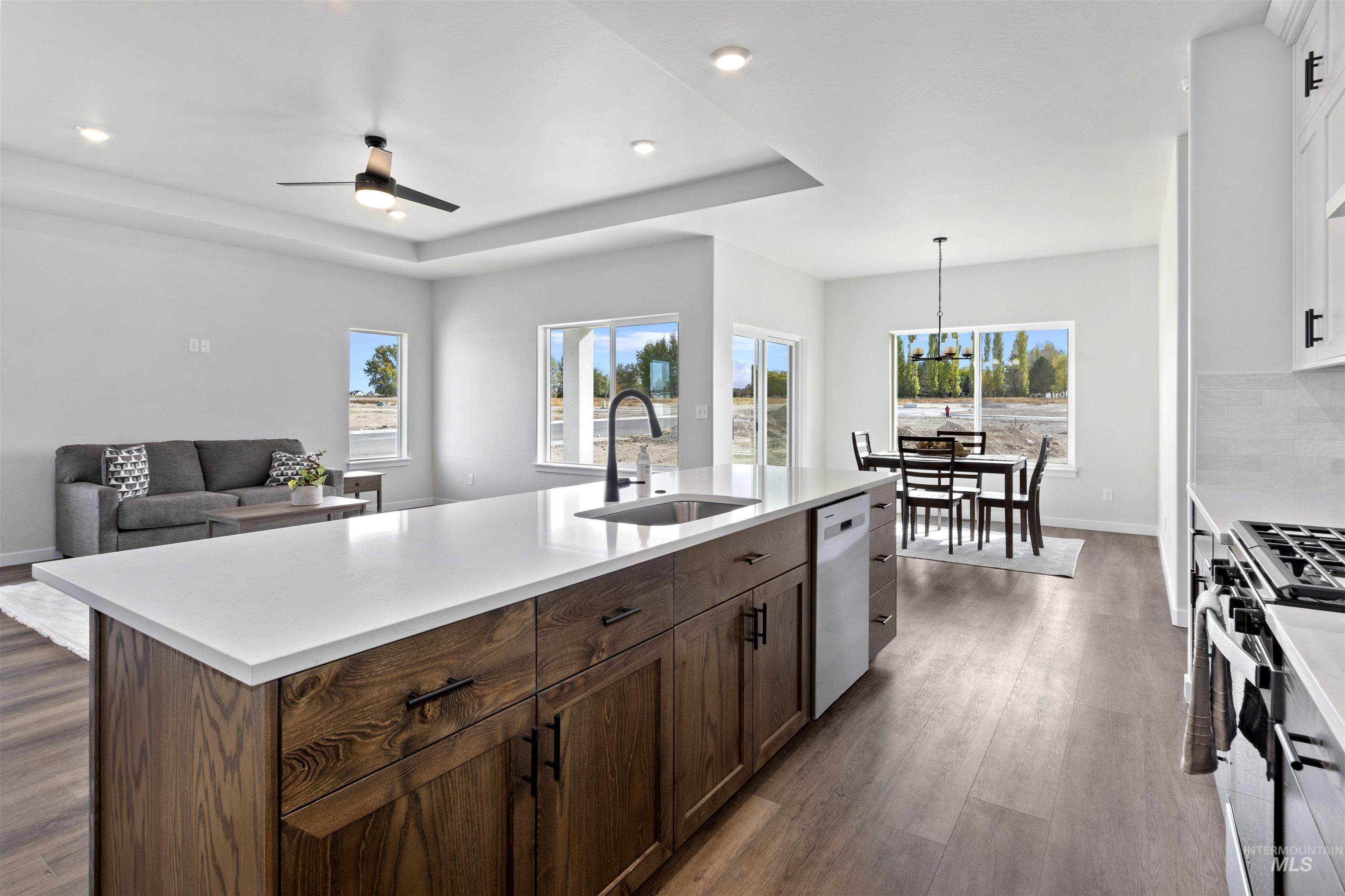 803 Waveland Avenue, Filer, Idaho 83328, 3 Bedrooms, 2 Bathrooms, Residential For Sale, Price $374,900,MLS 98965598