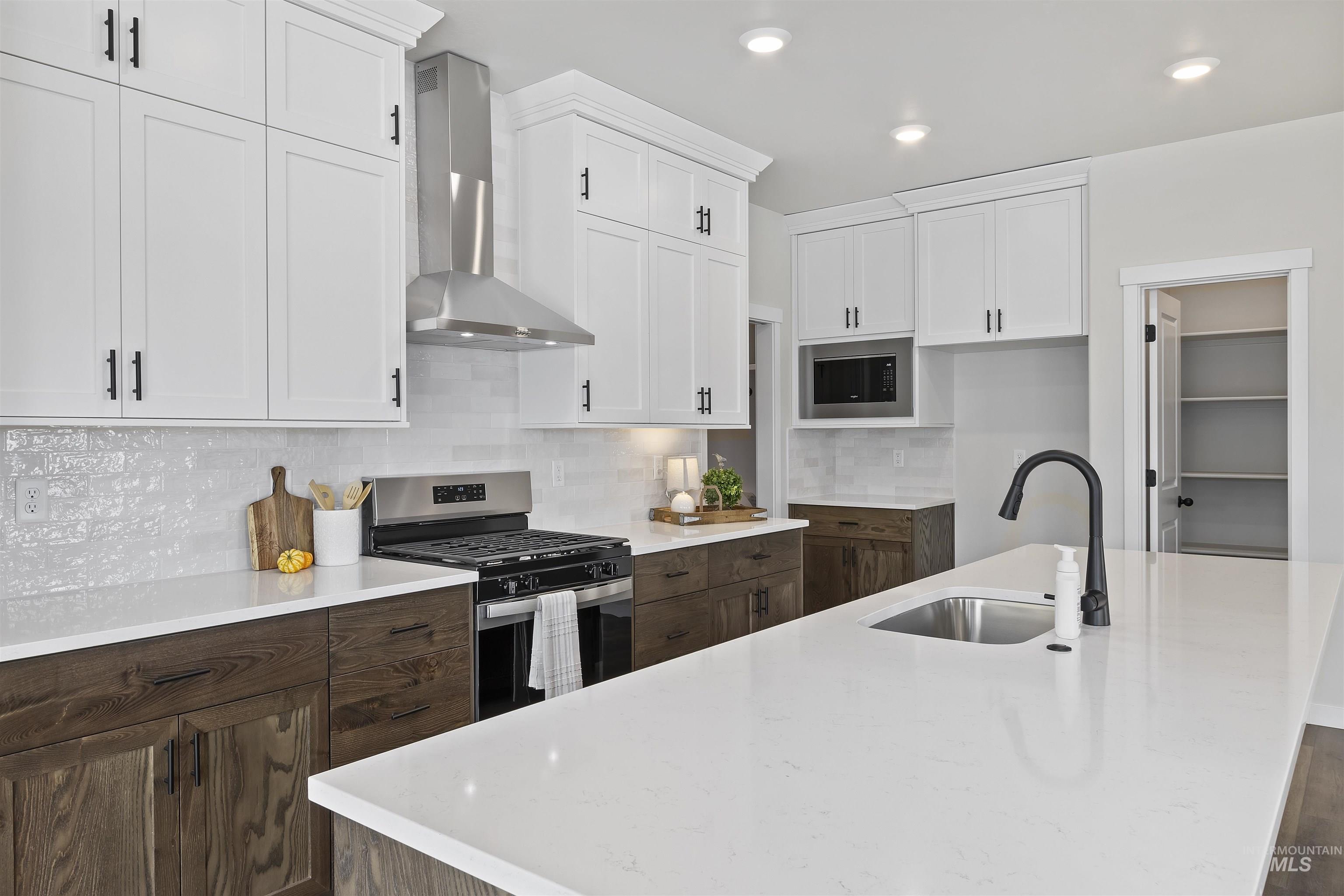 803 Waveland Avenue, Filer, Idaho 83328, 3 Bedrooms, 2 Bathrooms, Residential For Sale, Price $374,900,MLS 98965598