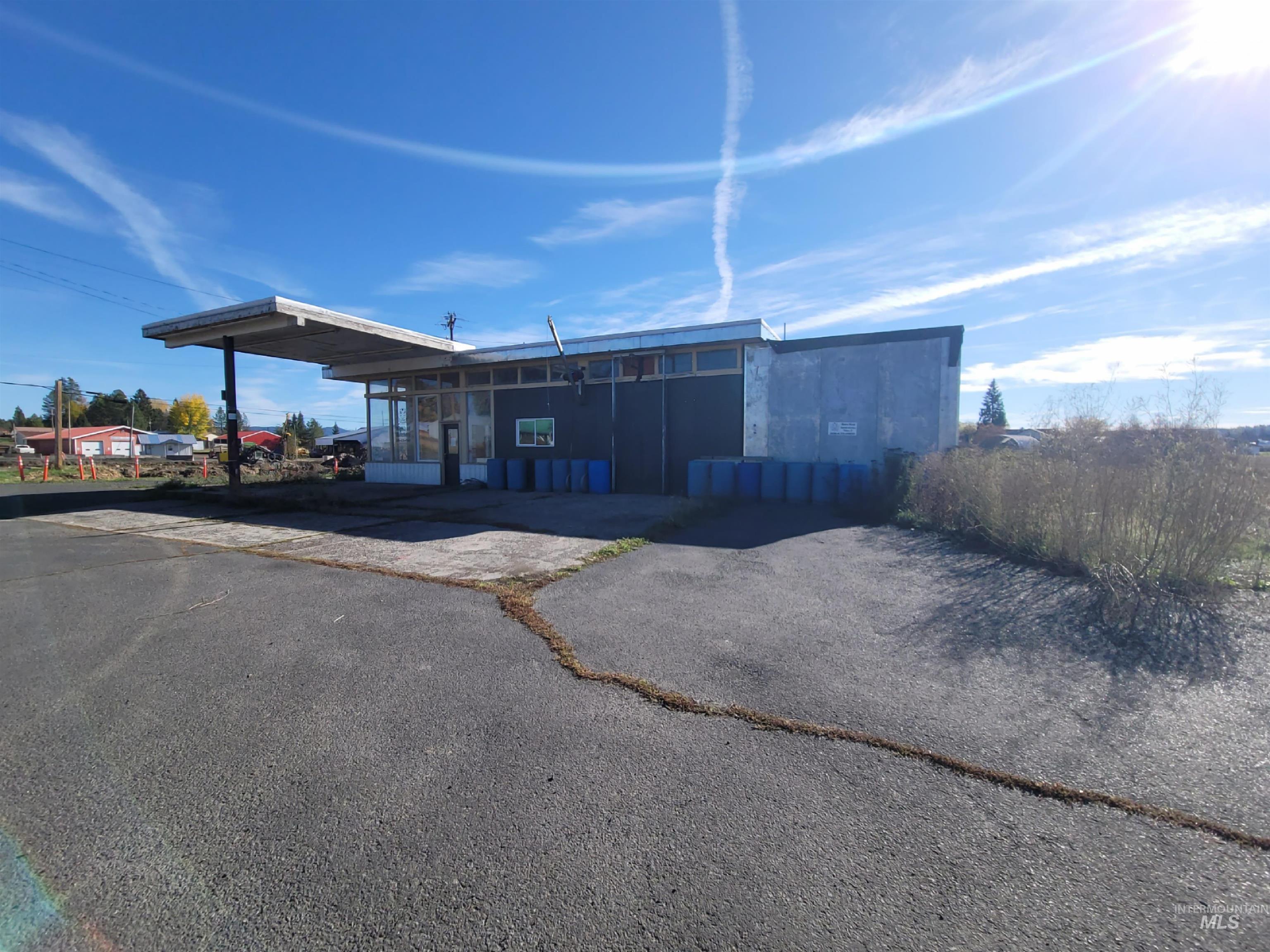 208 W Pierce Avenue, Weippe, Idaho 83553, Business/Commercial For Sale, Price $300,000,MLS 98965603