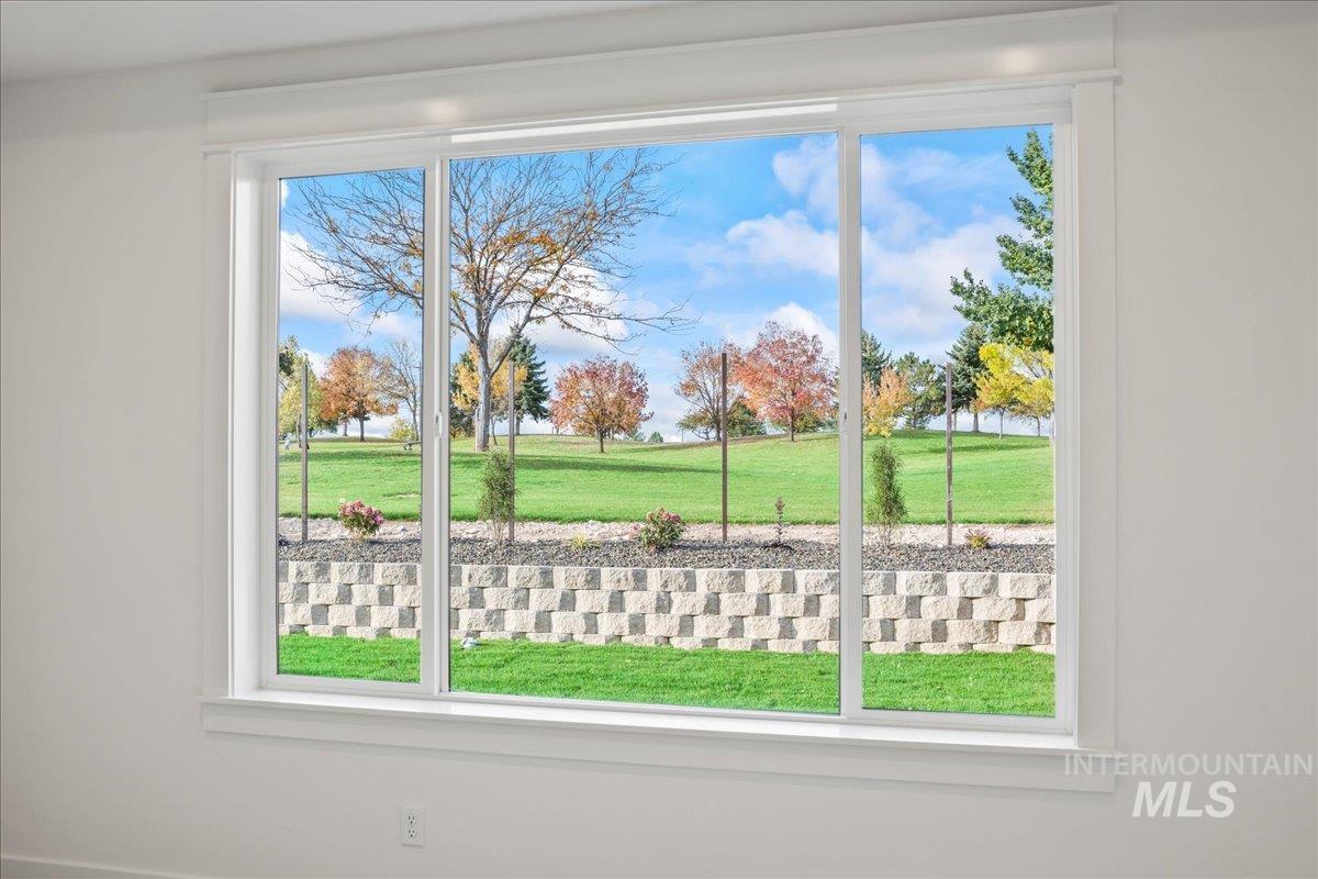 12014 W Zamalek Ct, Kuna, Idaho 83634, 3 Bedrooms, 2 Bathrooms, Residential For Sale, Price $669,900,MLS 98965604