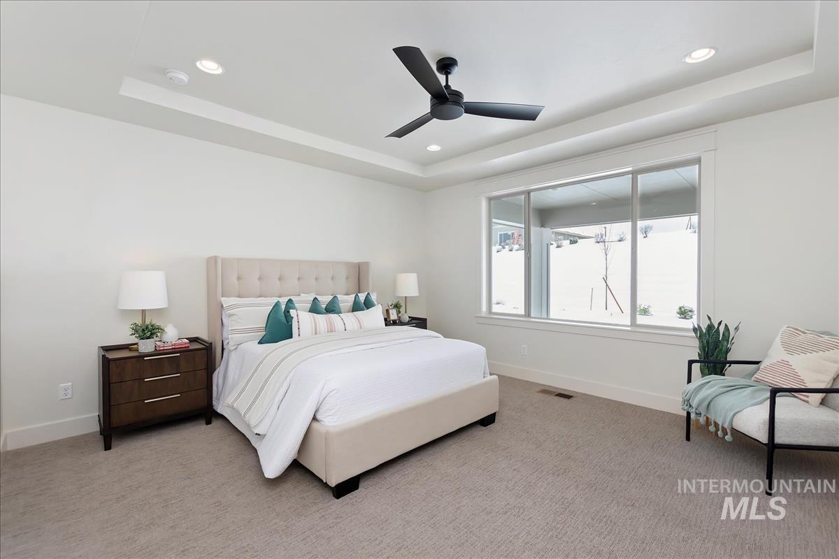 10880 W Cruden Bay Ln., Kuna, Idaho 83634, 3 Bedrooms, 2.5 Bathrooms, Residential For Sale, Price $689,900,MLS 98965611