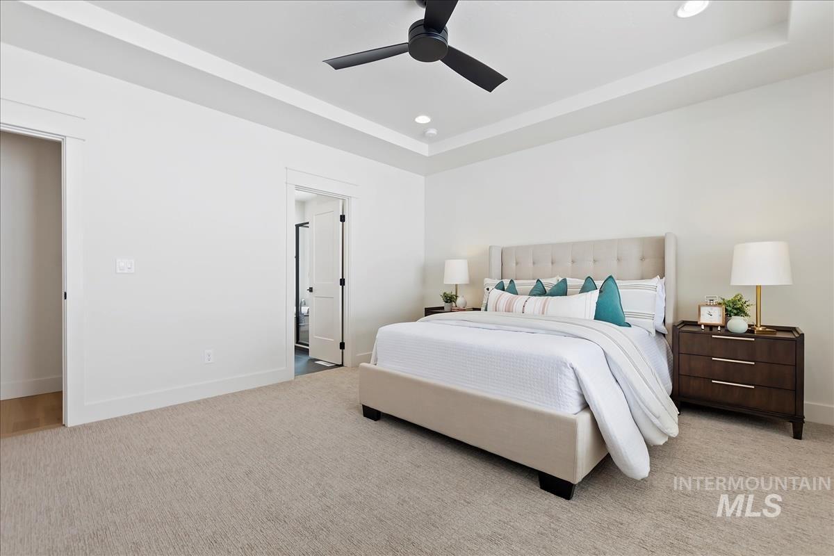 10880 W Cruden Bay Ln., Kuna, Idaho 83634, 3 Bedrooms, 2.5 Bathrooms, Residential For Sale, Price $689,900,MLS 98965611