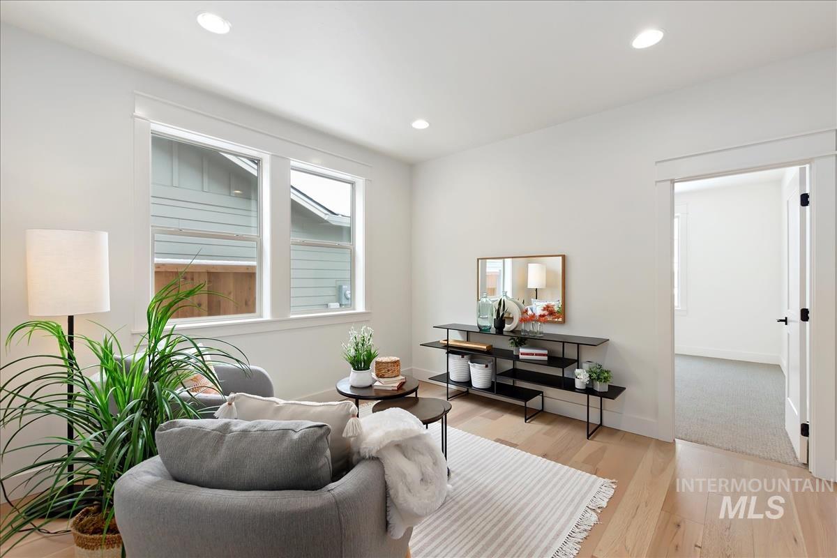 10880 W Cruden Bay Ln., Kuna, Idaho 83634, 3 Bedrooms, 2.5 Bathrooms, Residential For Sale, Price $689,900,MLS 98965611