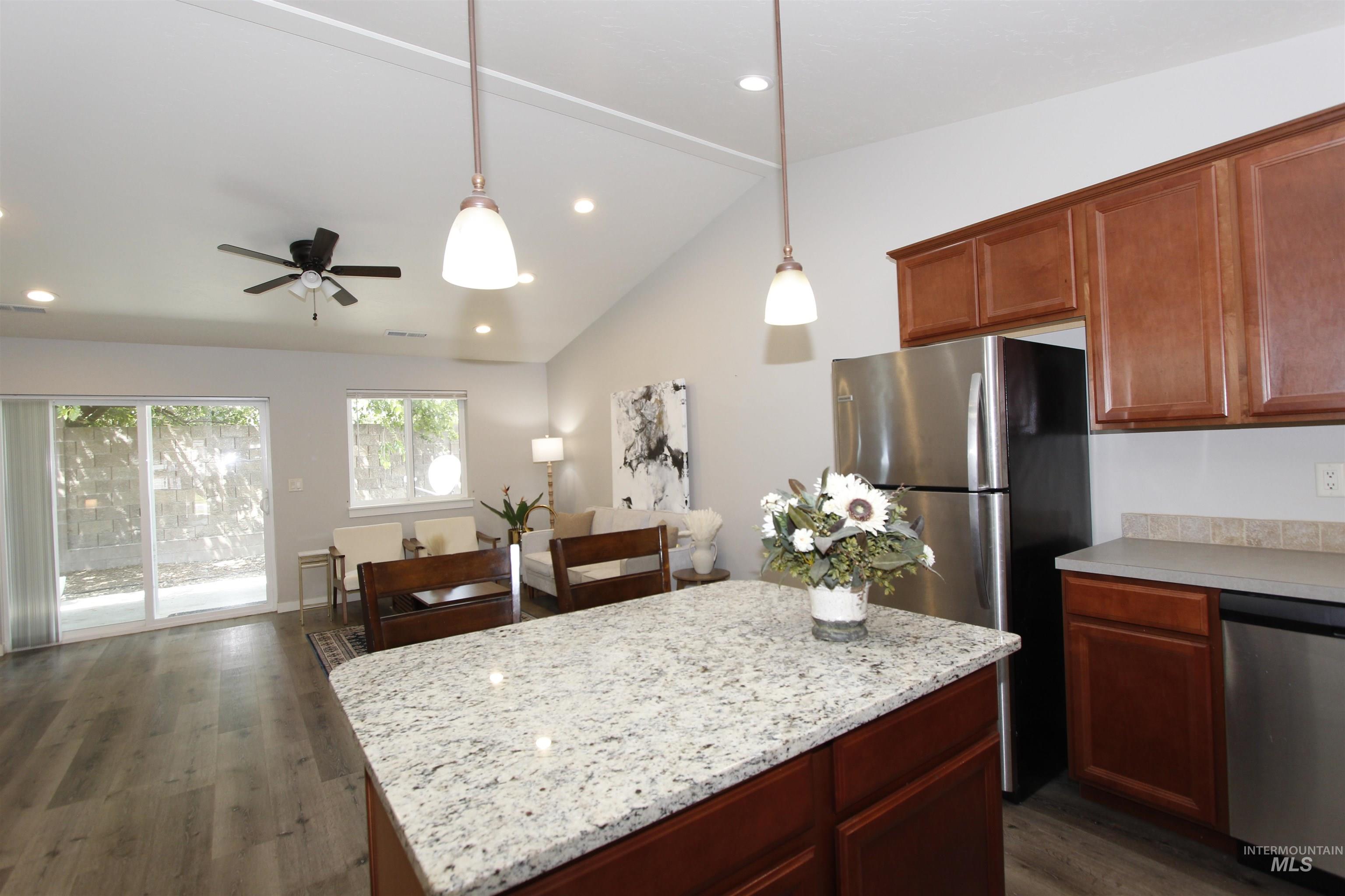 3434 5th St., Lewiston, Idaho 83501, 2 Bedrooms, 2 Bathrooms, Residential For Sale, Price $314,720,MLS 98965615