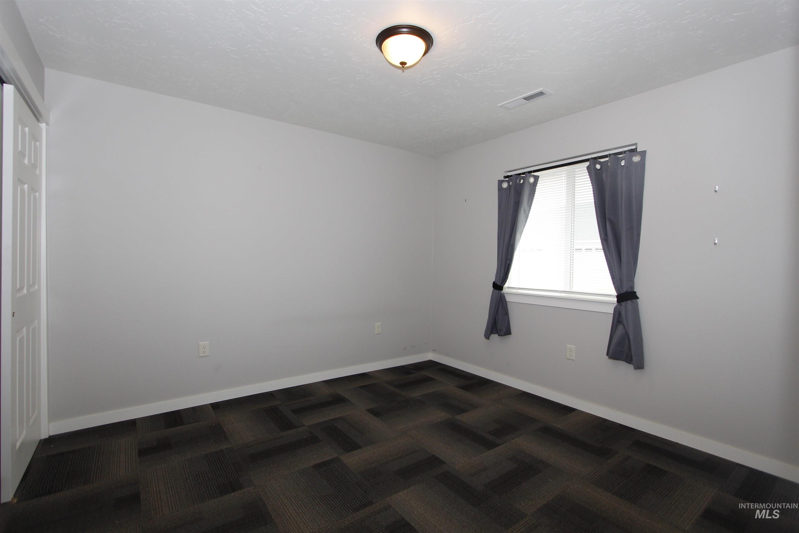 3434 5th St., Lewiston, Idaho 83501, 2 Bedrooms, 2 Bathrooms, Residential For Sale, Price $319,900,MLS 98965615