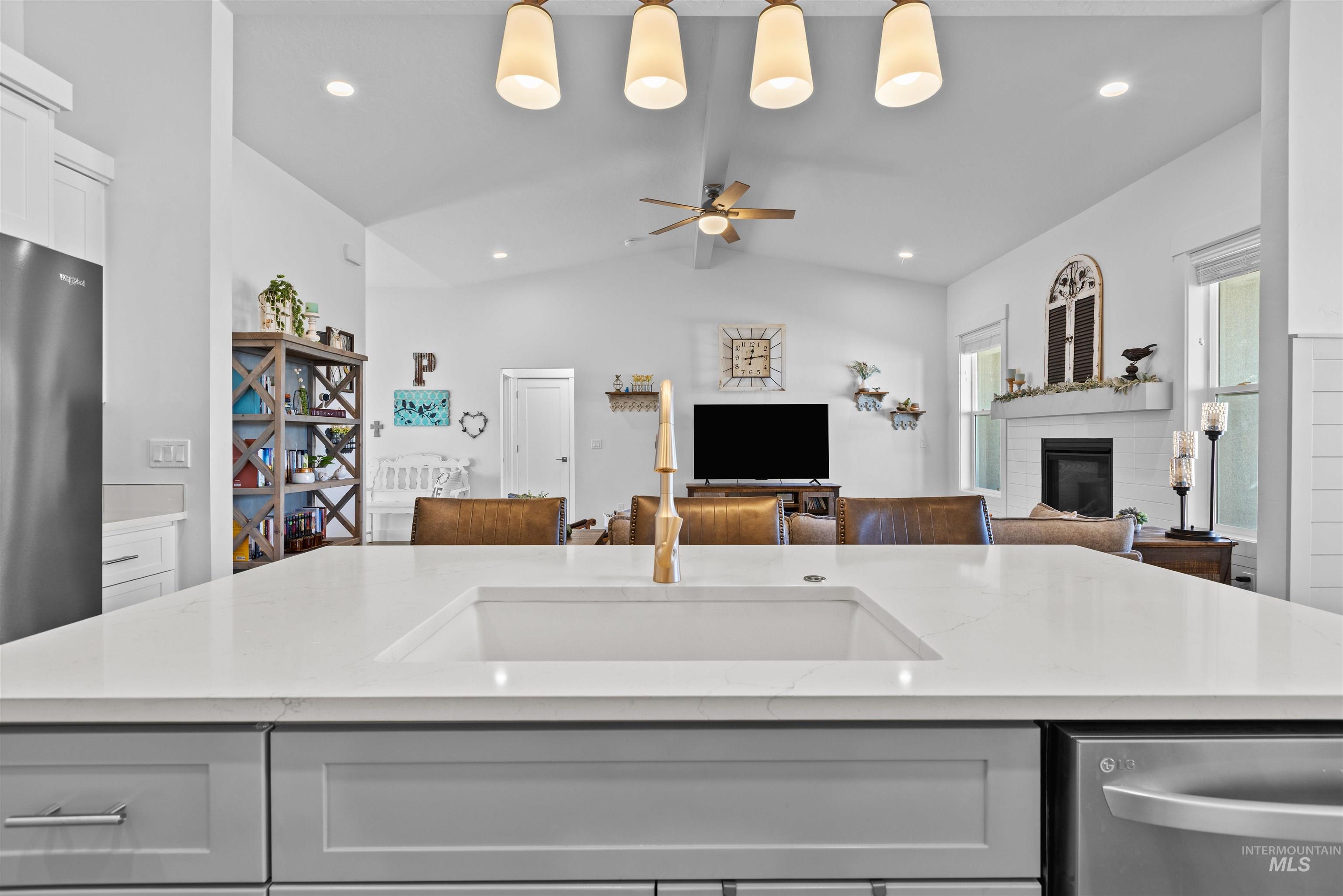 1303 S Justice Ave, Emmett, Idaho 83617, 4 Bedrooms, 2 Bathrooms, Residential For Sale, Price $579,900,MLS 98965624