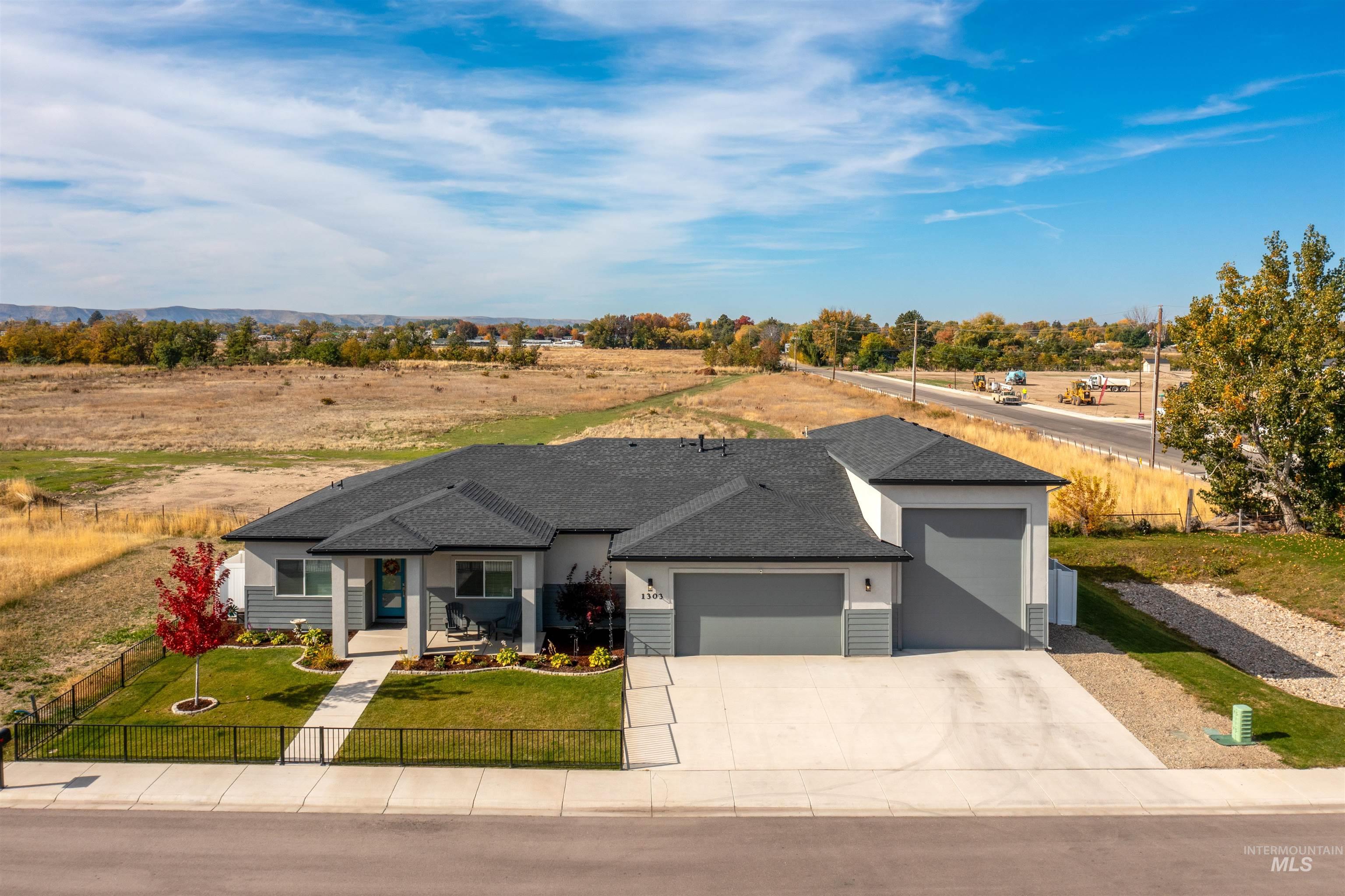 1303 S Justice Ave, Emmett, Idaho 83617, 4 Bedrooms, 2 Bathrooms, Residential For Sale, Price $579,900,MLS 98965624