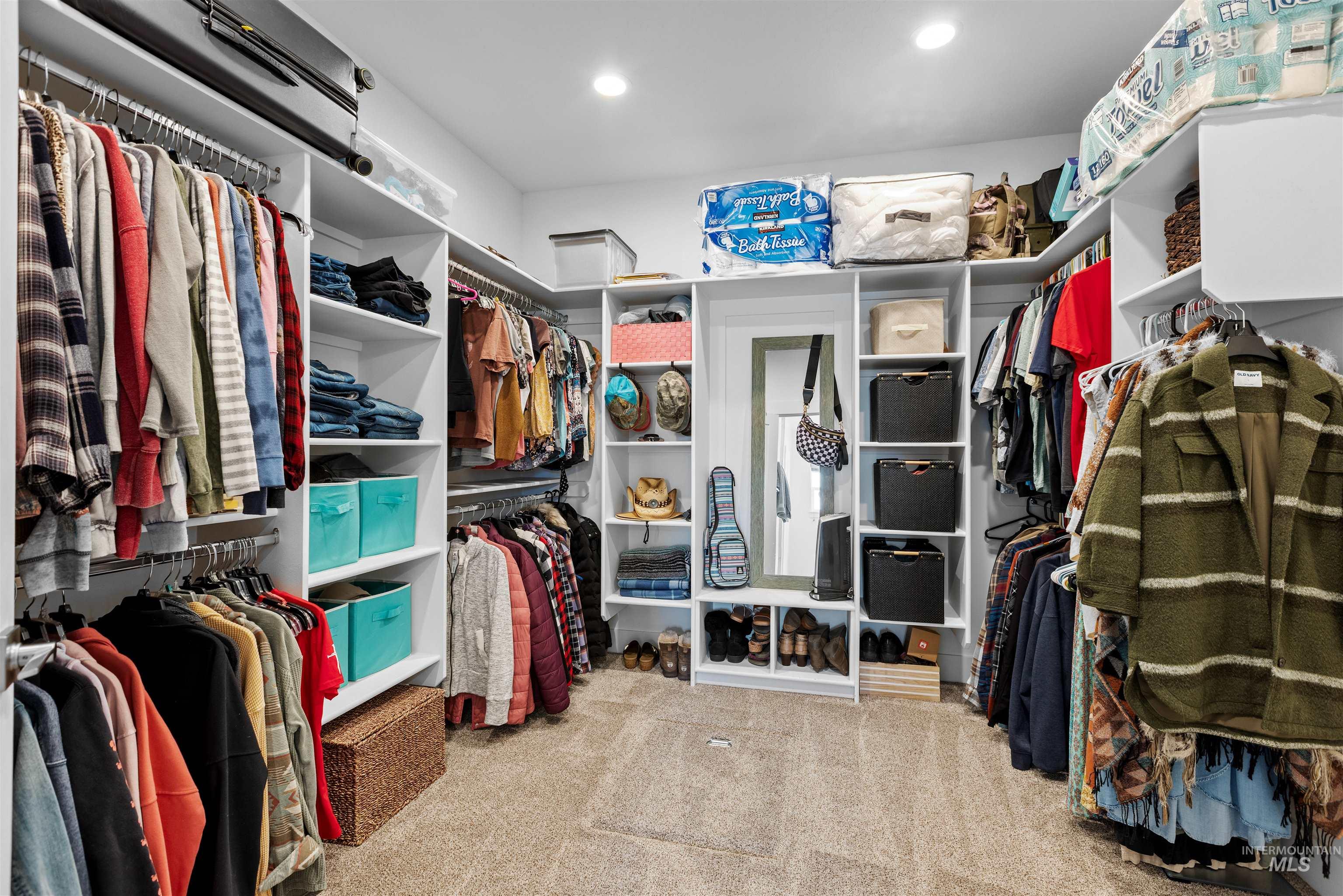 1303 S Justice Ave, Emmett, Idaho 83617, 4 Bedrooms, 2 Bathrooms, Residential For Sale, Price $579,900,MLS 98965624