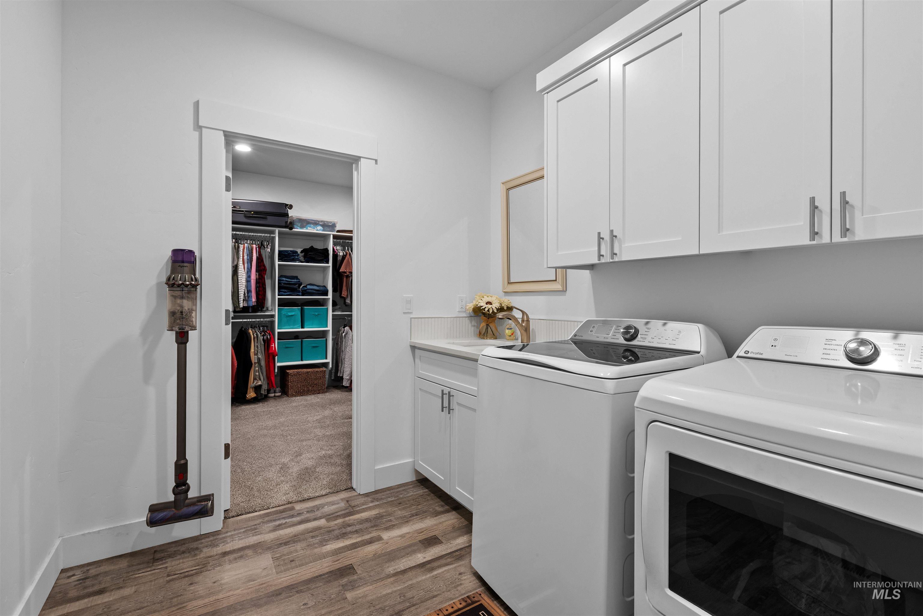 1303 S Justice Ave, Emmett, Idaho 83617, 4 Bedrooms, 2 Bathrooms, Residential For Sale, Price $579,900,MLS 98965624