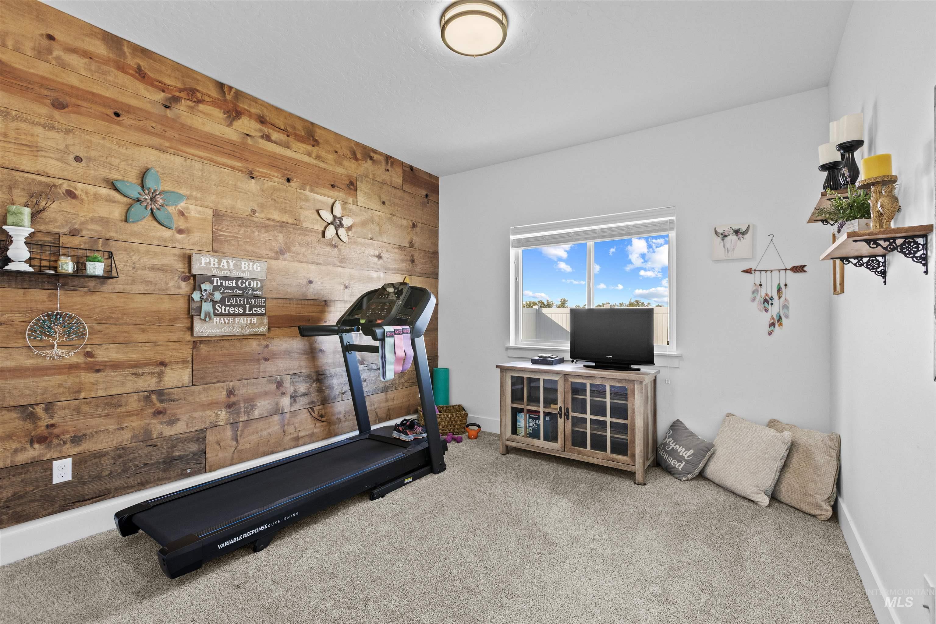 1303 S Justice Ave, Emmett, Idaho 83617, 4 Bedrooms, 2 Bathrooms, Residential For Sale, Price $579,900,MLS 98965624