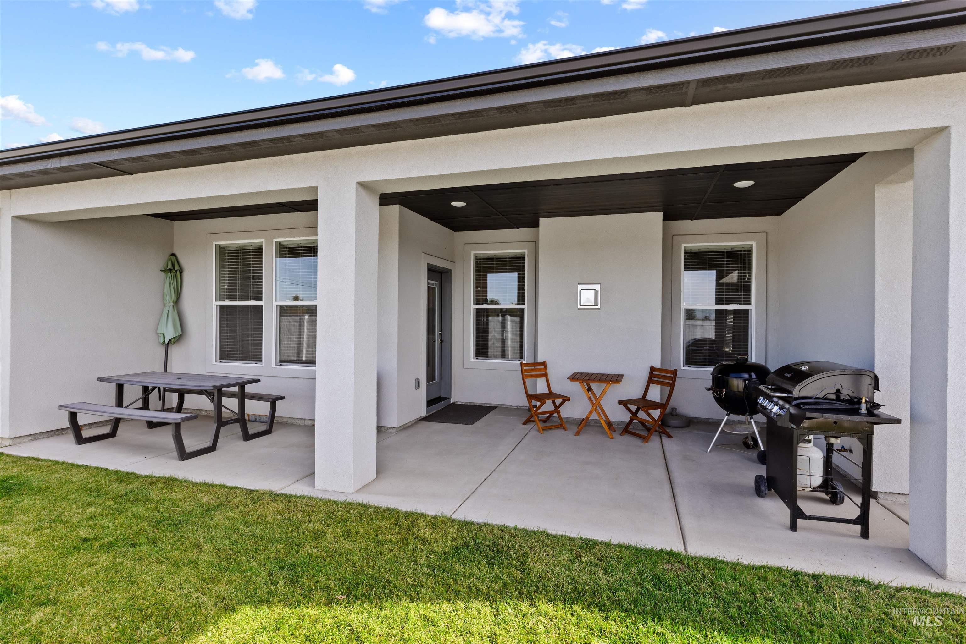 1303 S Justice Ave, Emmett, Idaho 83617, 4 Bedrooms, 2 Bathrooms, Residential For Sale, Price $579,900,MLS 98965624