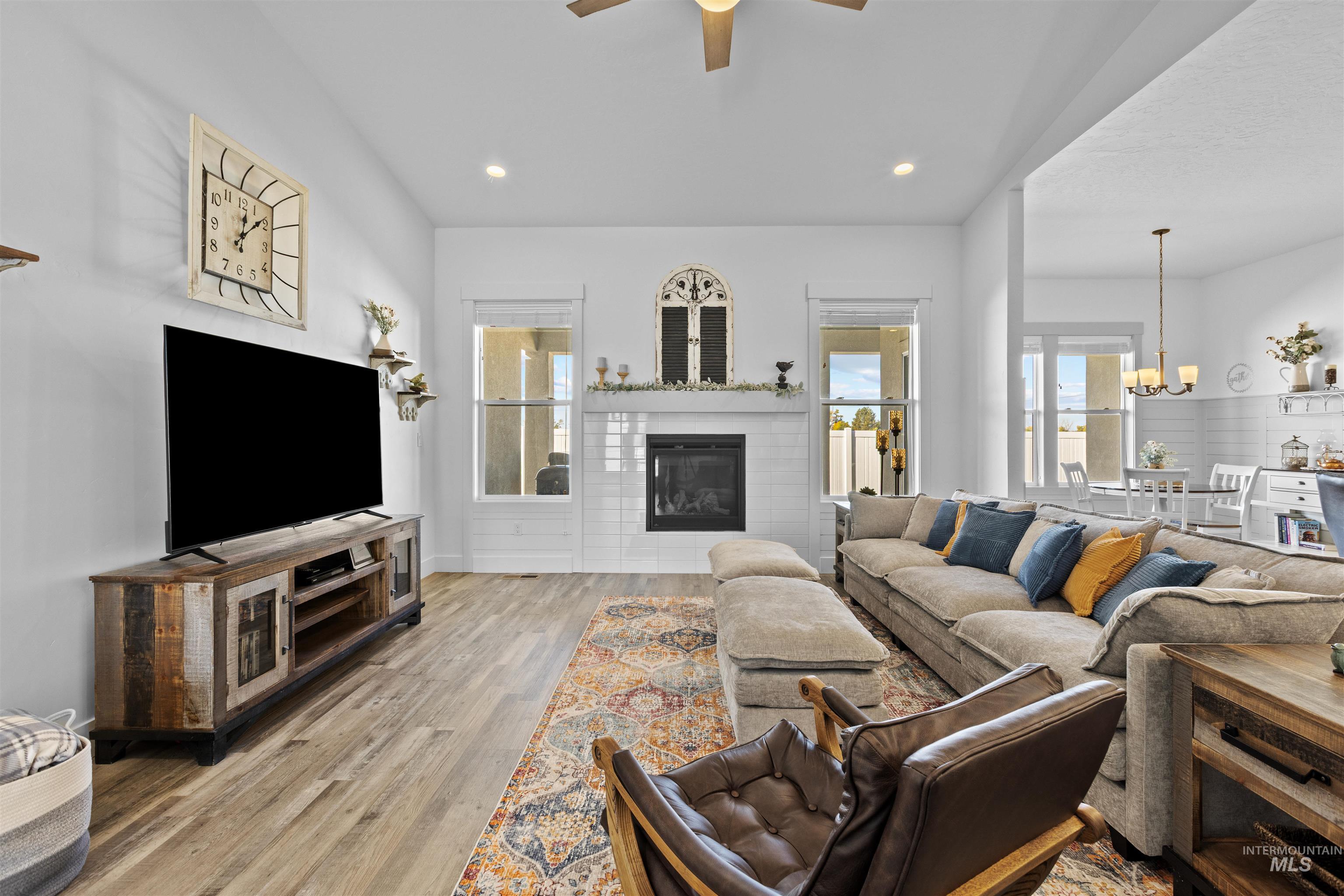 1303 S Justice Ave, Emmett, Idaho 83617, 4 Bedrooms, 2 Bathrooms, Residential For Sale, Price $579,900,MLS 98965624