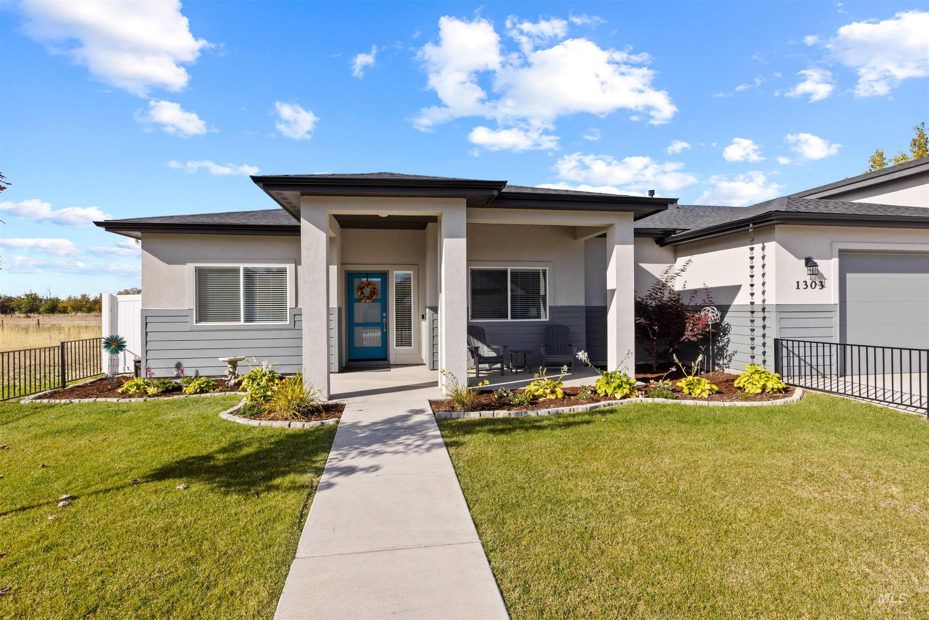 1303 S Justice Ave, Emmett, Idaho 83617, 4 Bedrooms, 2 Bathrooms, Residential For Sale, Price $579,900,MLS 98965624