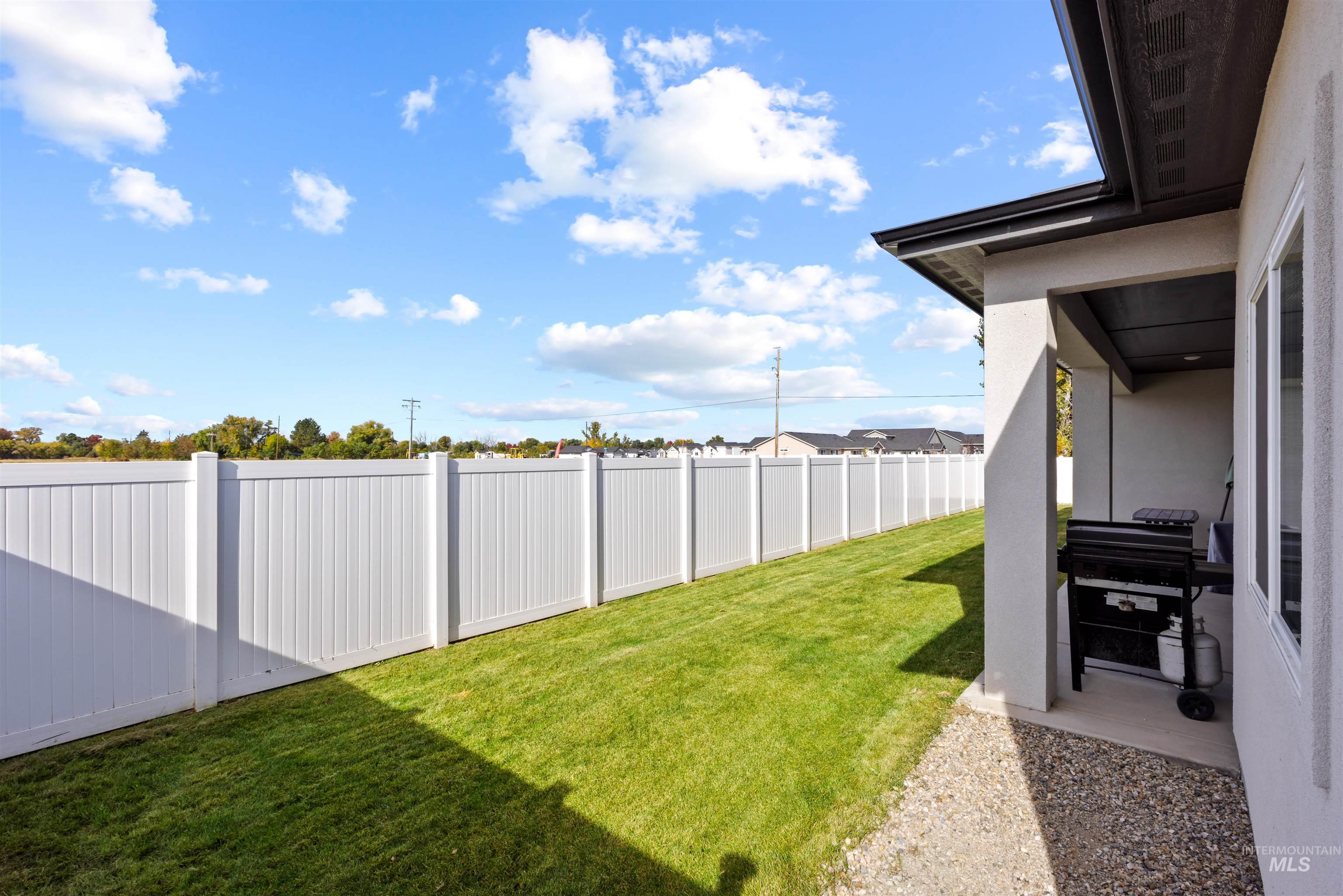 1303 S Justice Ave, Emmett, Idaho 83617, 4 Bedrooms, 2 Bathrooms, Residential For Sale, Price $579,900,MLS 98965624