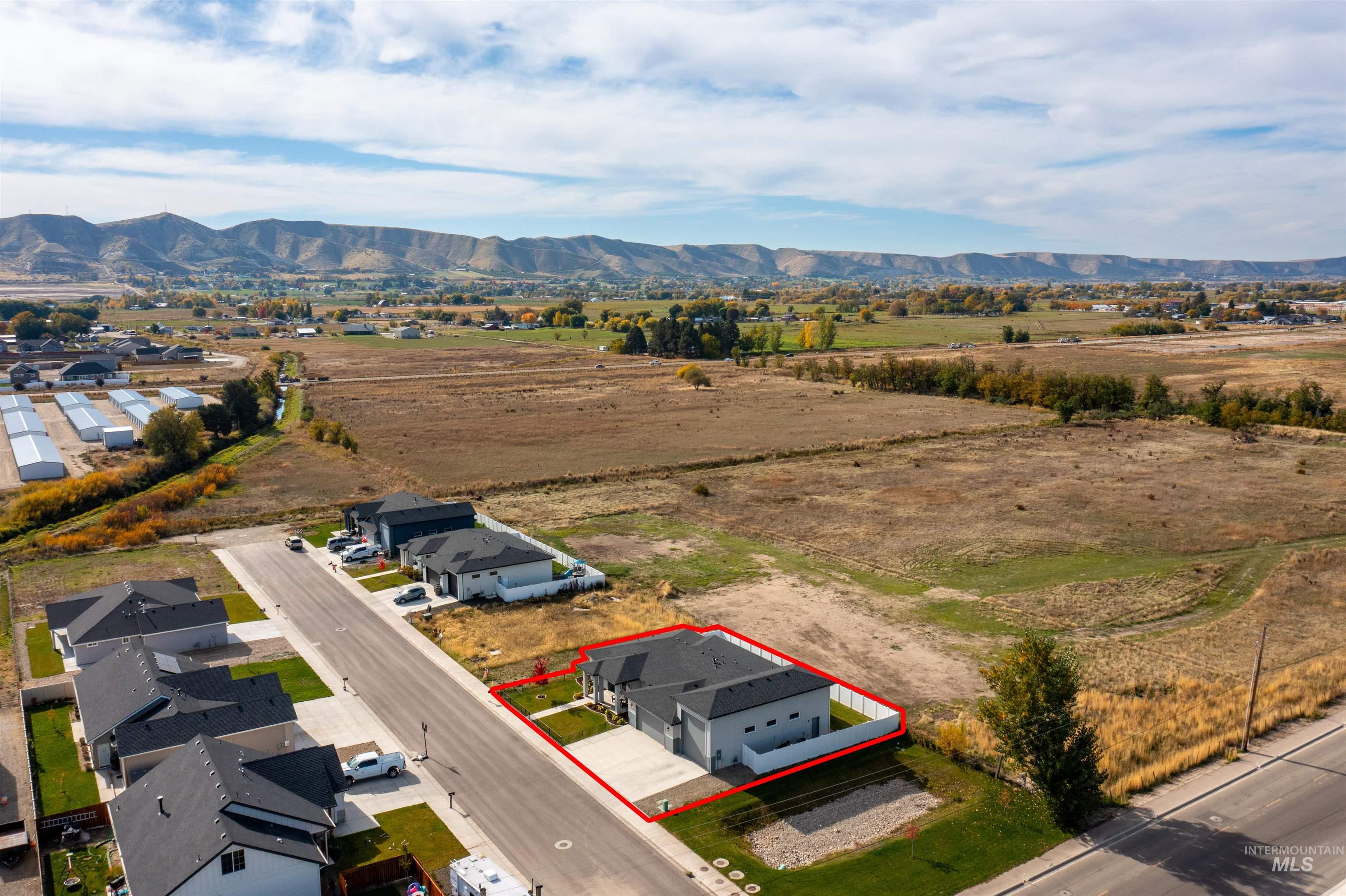 1303 S Justice Ave, Emmett, Idaho 83617, 4 Bedrooms, 2 Bathrooms, Residential For Sale, Price $579,900,MLS 98965624