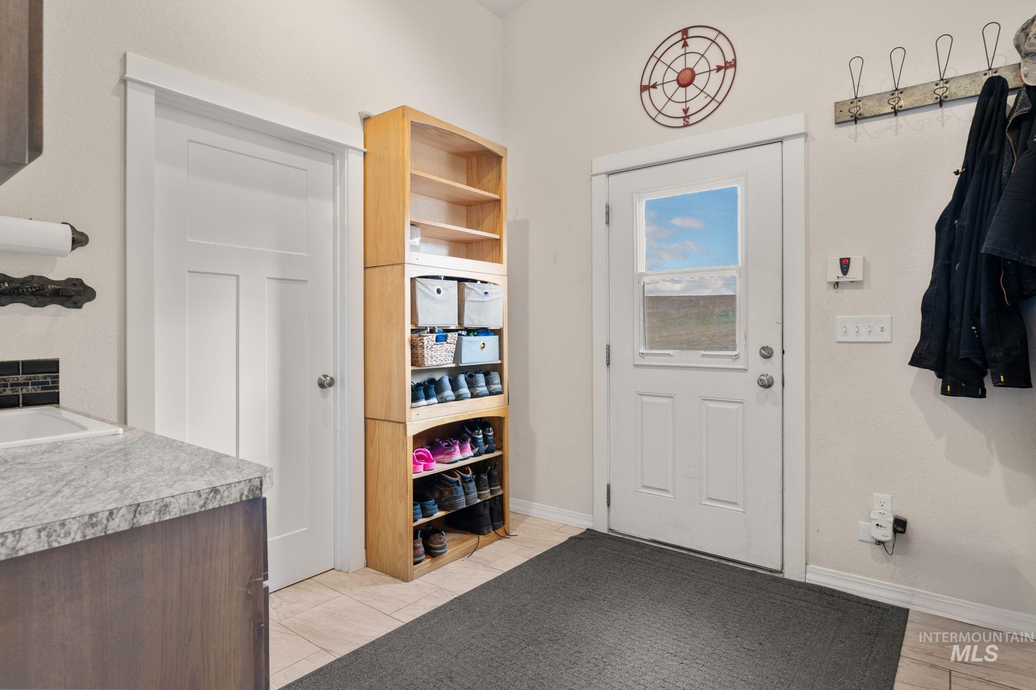 1390 Sather Road, Genesee, Idaho 83832, 4 Bedrooms, 3 Bathrooms, Residential For Sale, Price $885,000,MLS 98965627