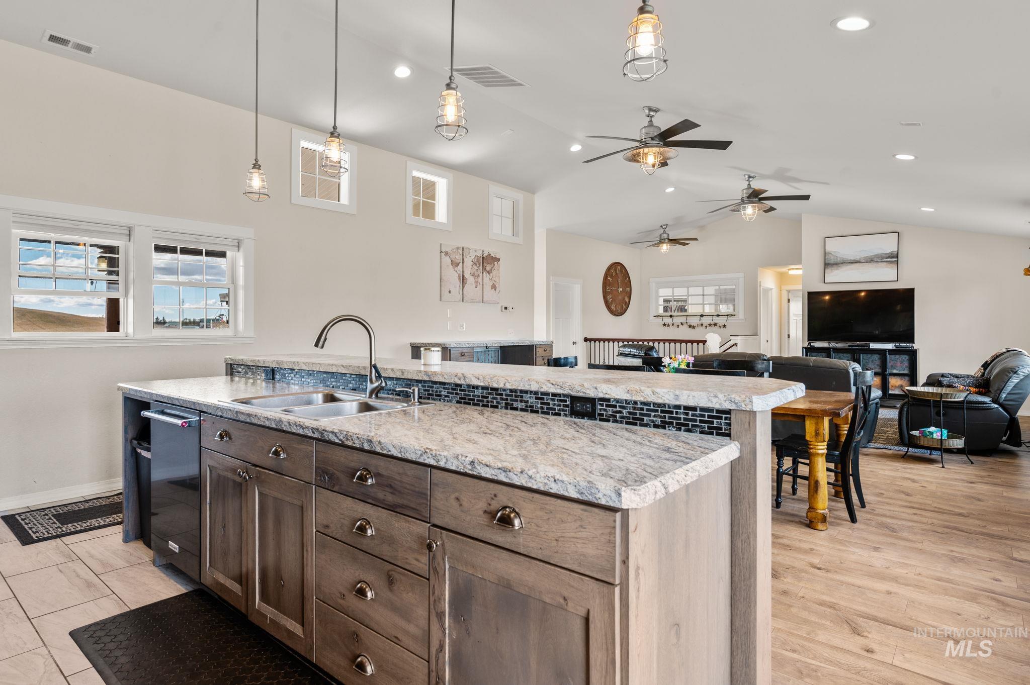1390 Sather Road, Genesee, Idaho 83832, 4 Bedrooms, 3 Bathrooms, Residential For Sale, Price $825,000,MLS 98965627